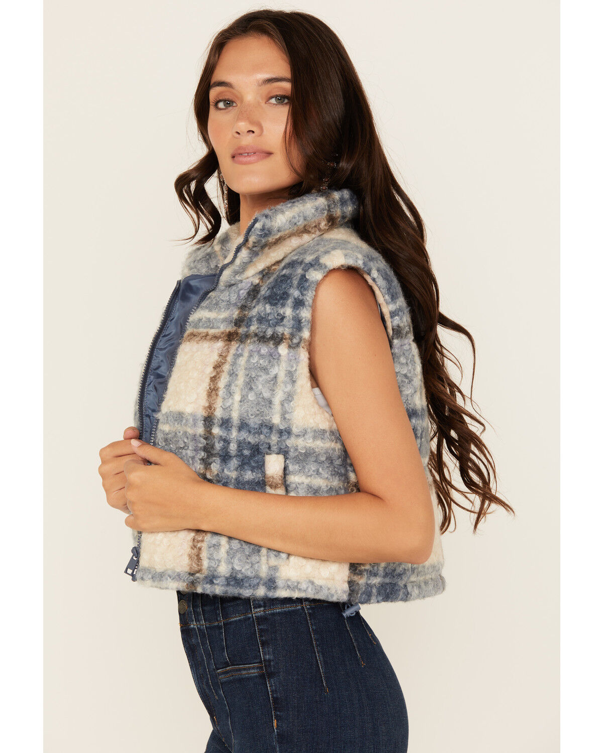 Stooch Women's Plaid Print Zip-Up Cropped Puffer Vest