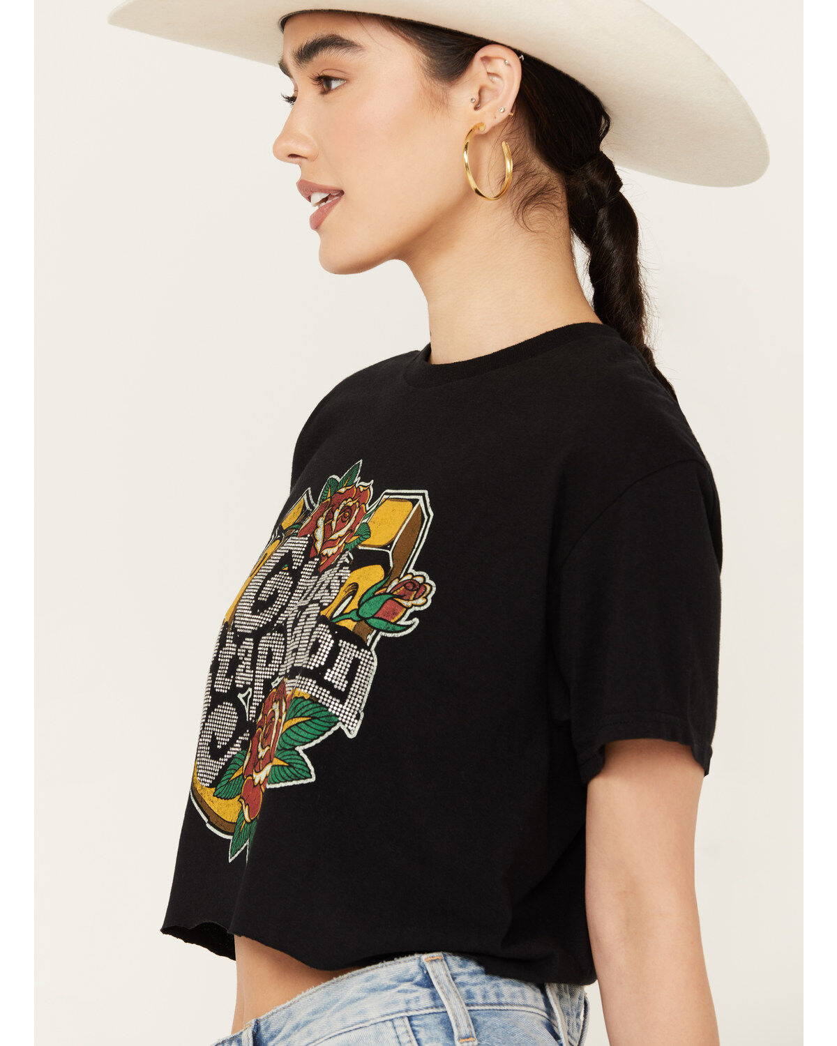 Merch Traffic Women's Chris Stapleton Embellished Short Sleeve Cropped Graphic Tee