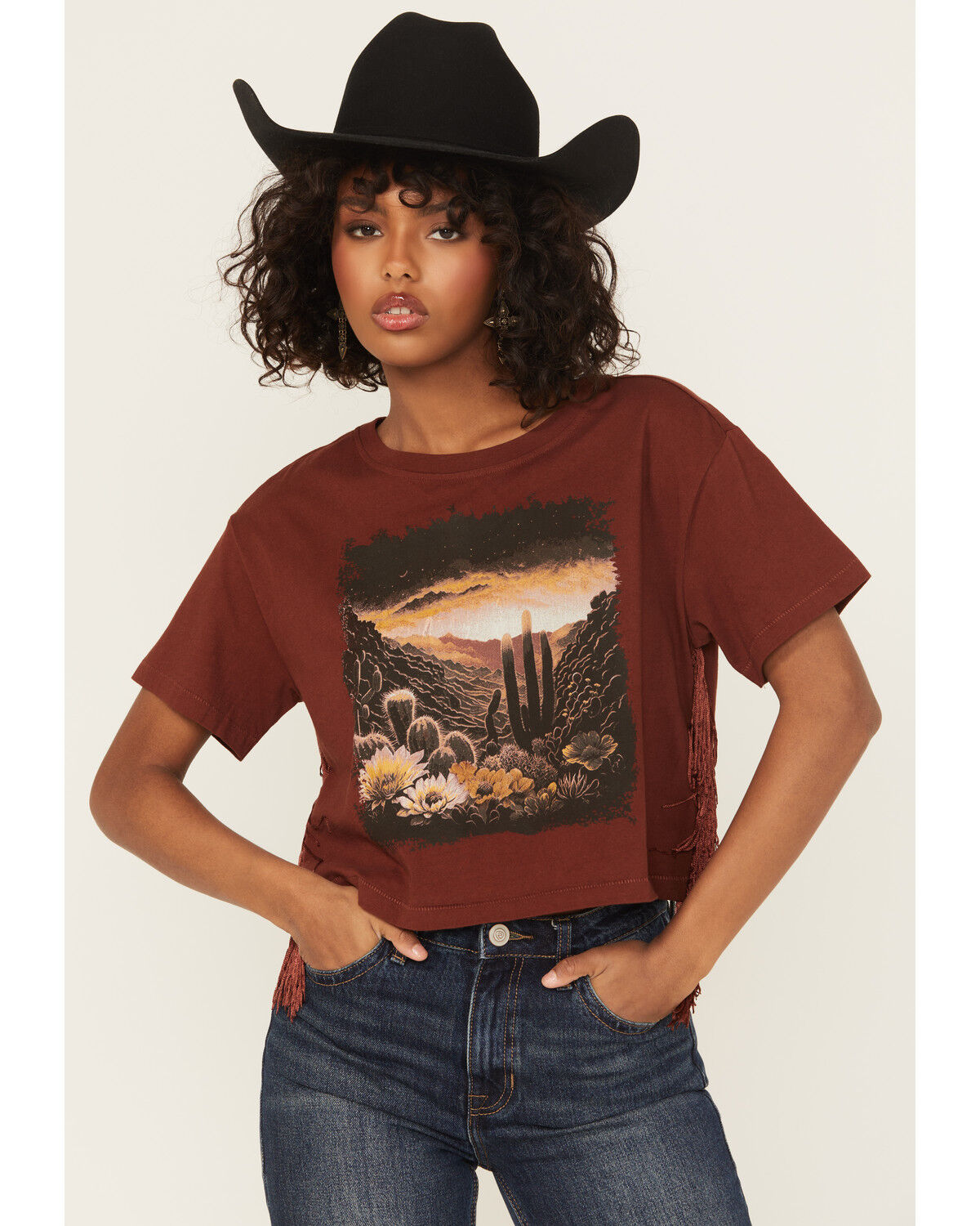 Shyanne Women's Fringe Scenic Short Sleeve Graphic Tee