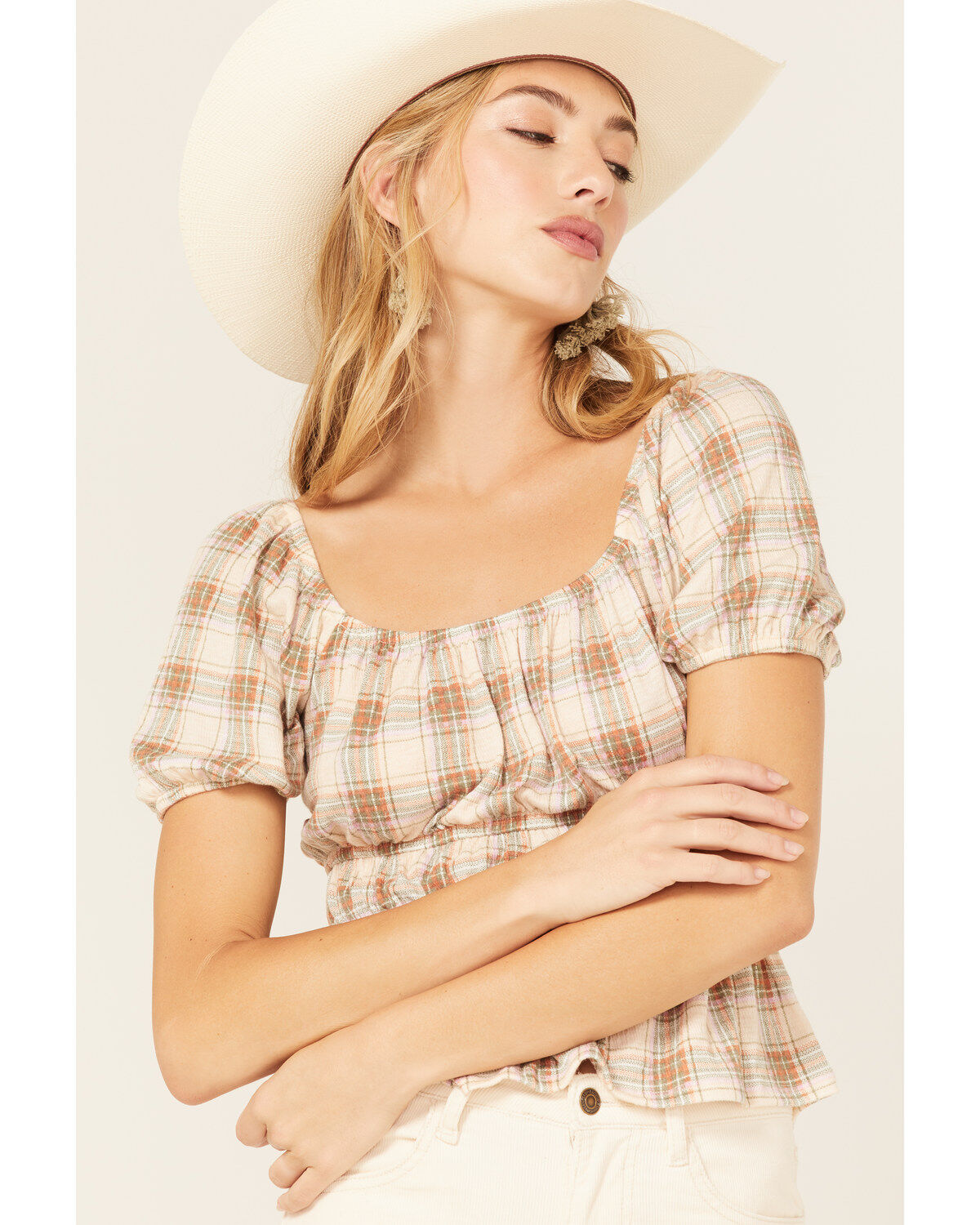 Jolt Women's Plaid Print Short Puff Sleeve Flutter Top