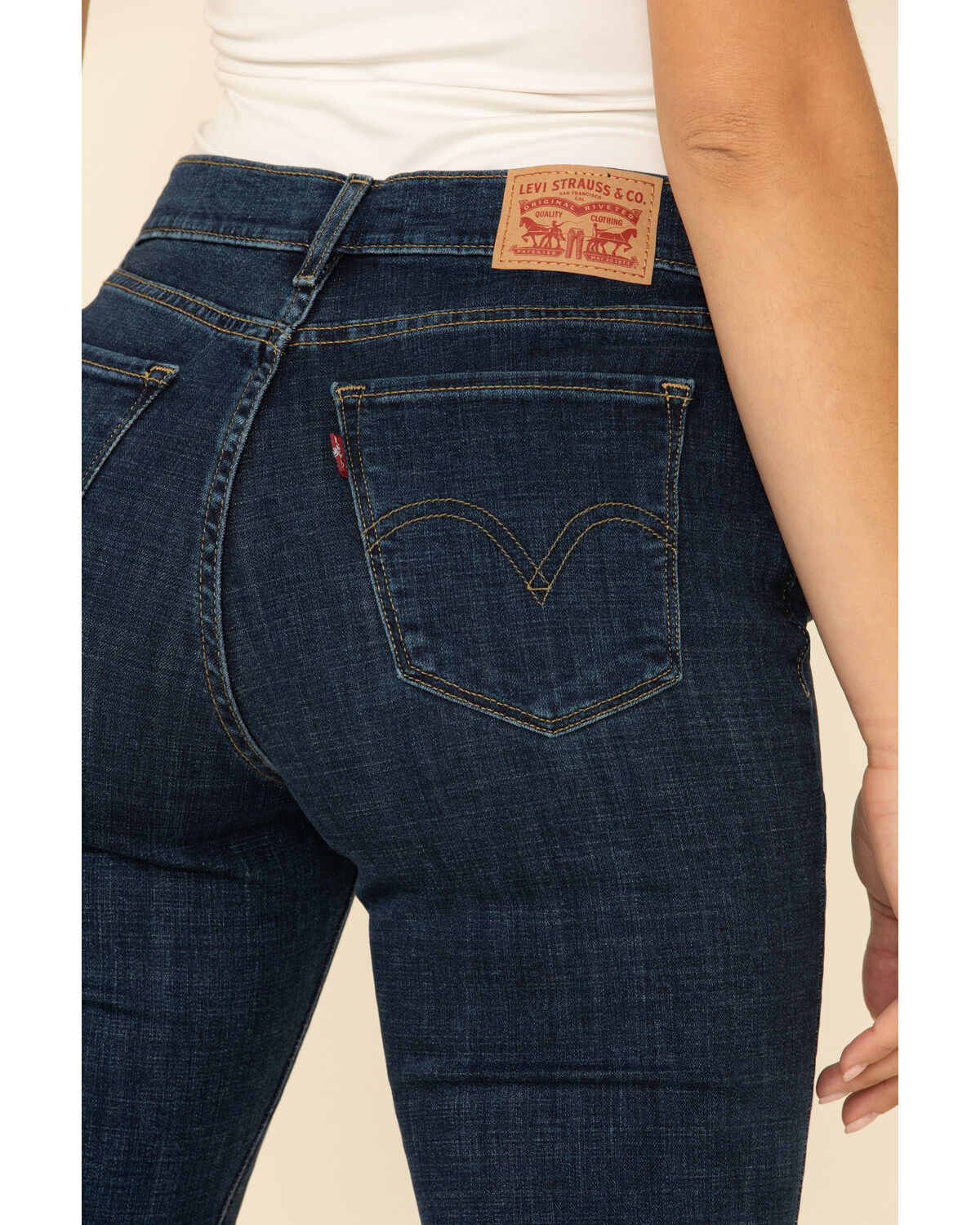 Levi’s Women's Classic Straight Fit Jeans