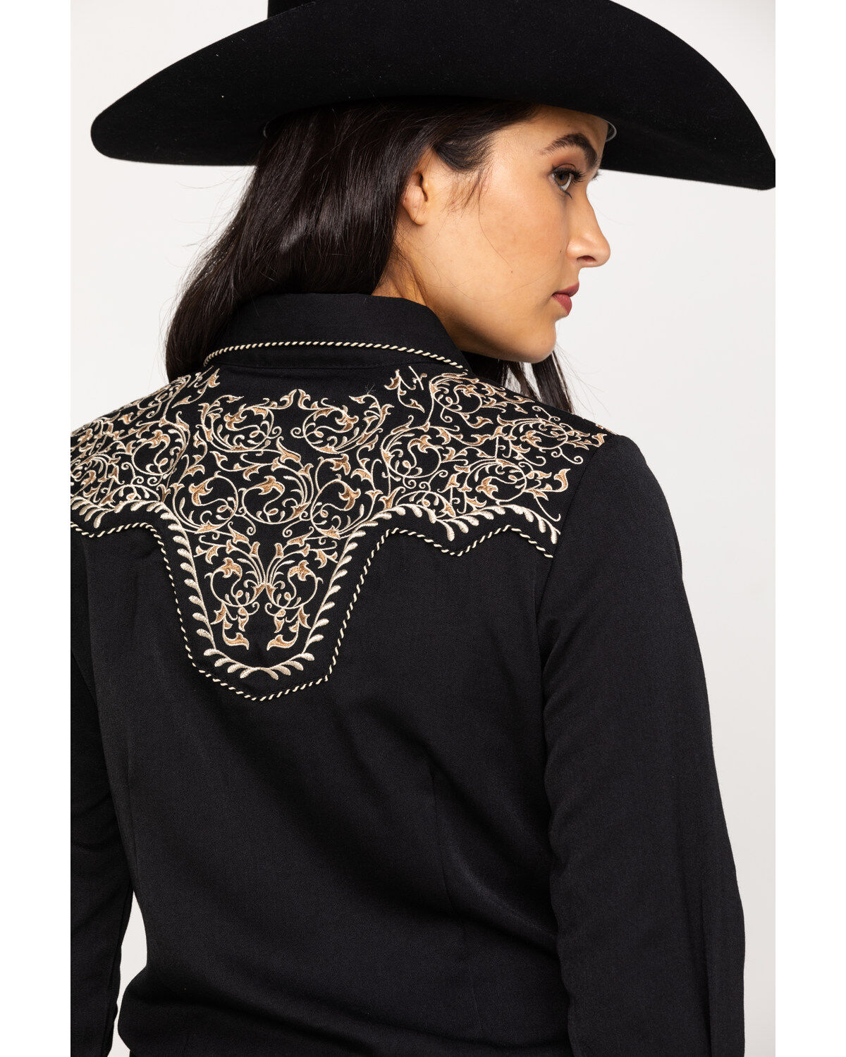 Scully Women's Scroll Embroidered Long Sleeve Pearl Snap Western Shirt