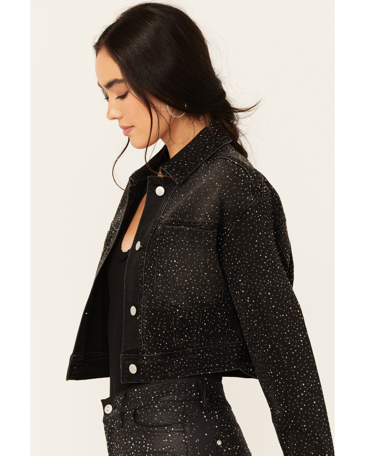 Vibrant Denim Women's Rhinestone Cropped Denim Trucker Jacket