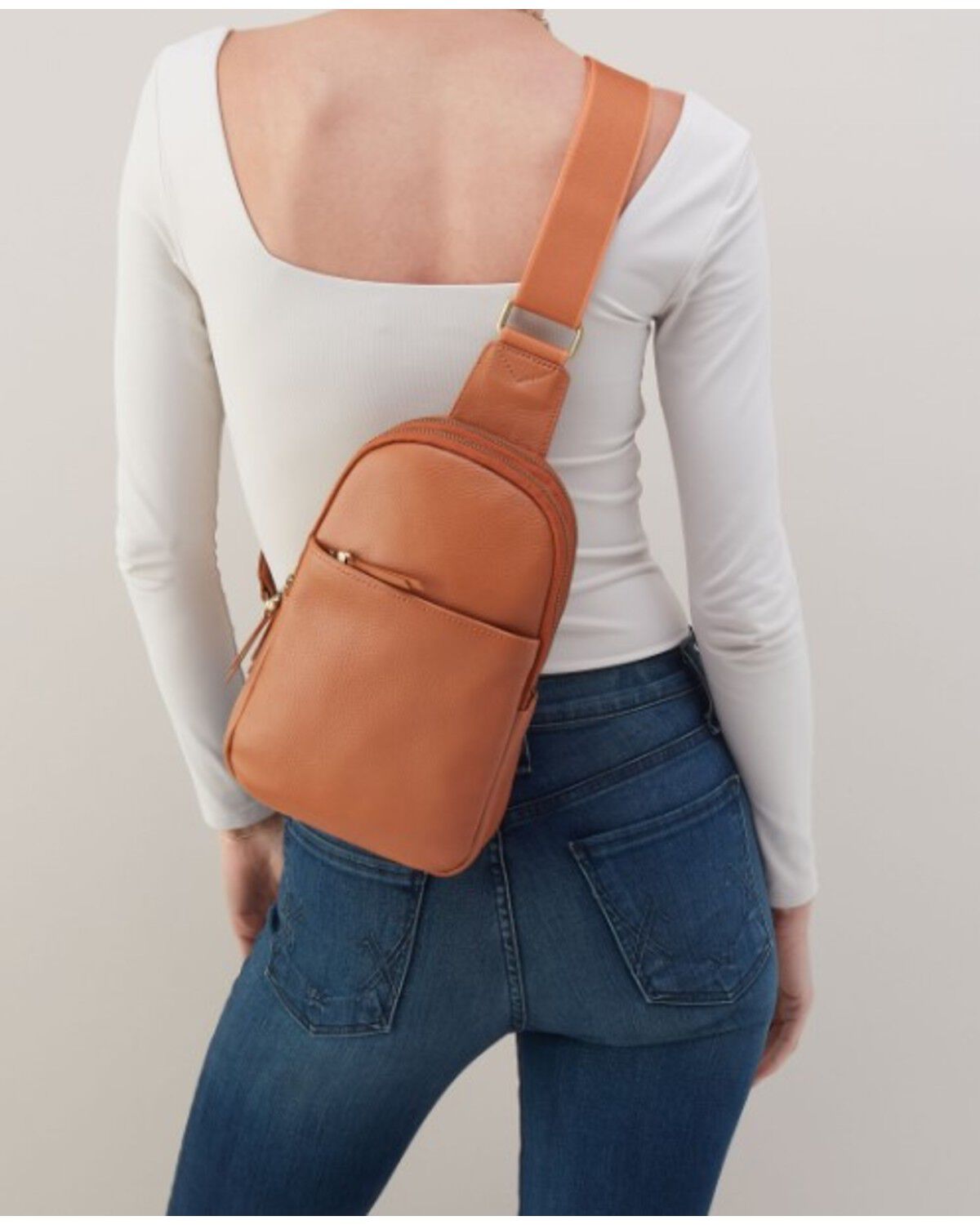 Hobo Women's Cass Sling Crossbody Bag