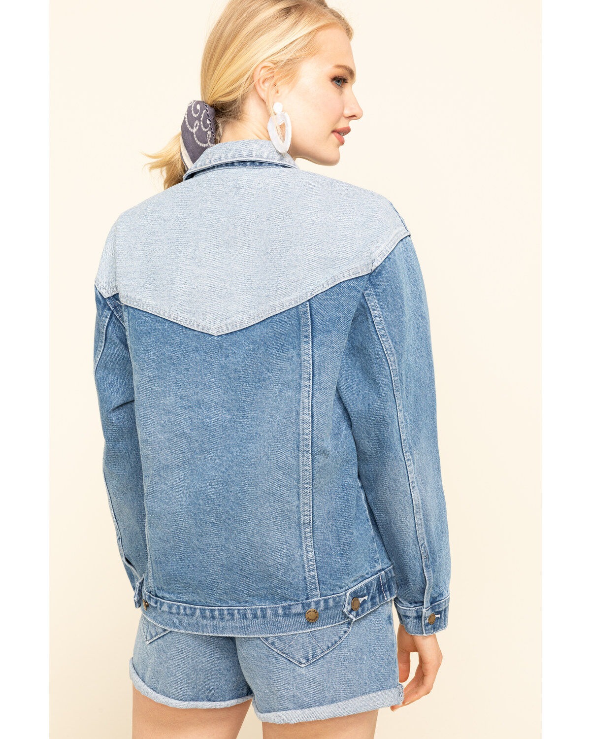 Rolla's Women's Medium Contrast Back Yoke Denim Jacket