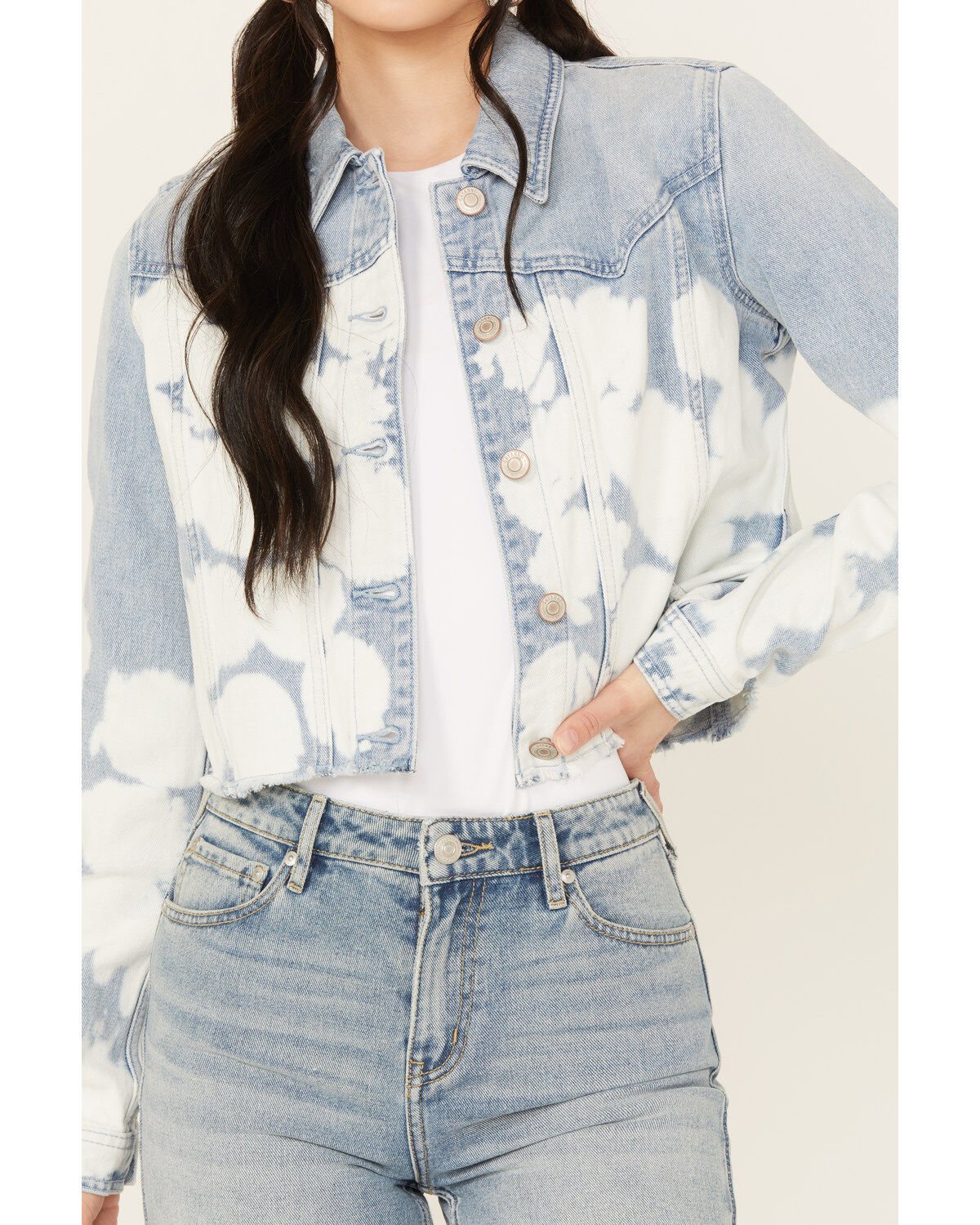 Shyanne Women's Light Wash Relaxed Cropped Denim Jacket