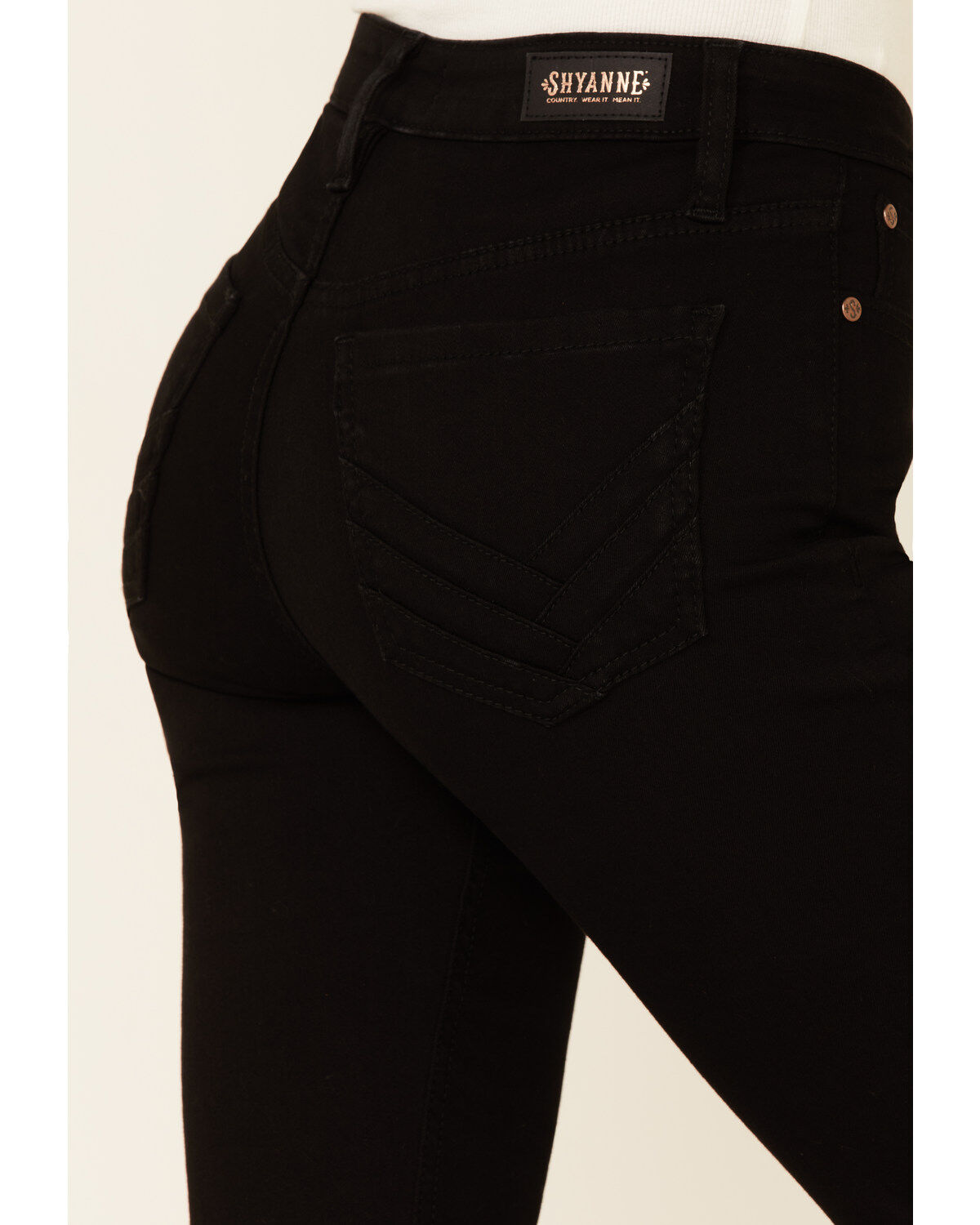 Shyanne Women's Seamed Pockets Mid Rise Bootcut Jeans