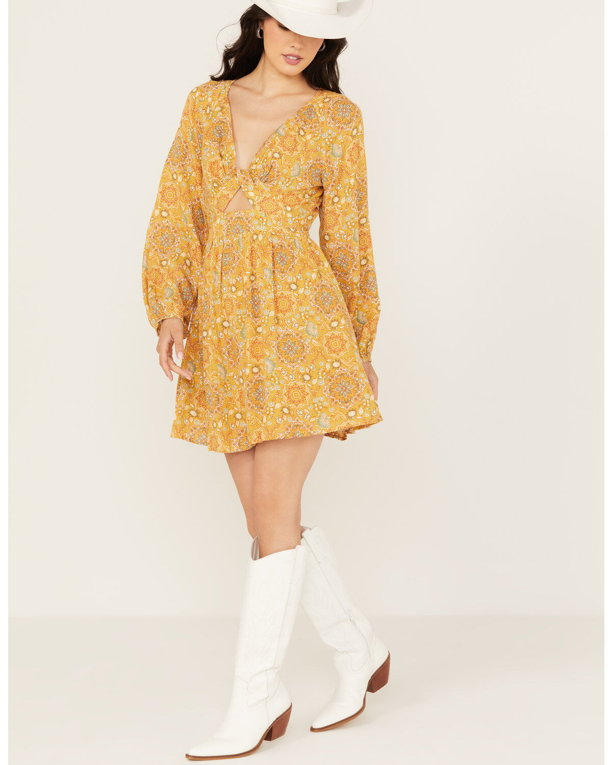 En Creme Women's Medallion Print Cut Out Long Sleeve Mini Dress