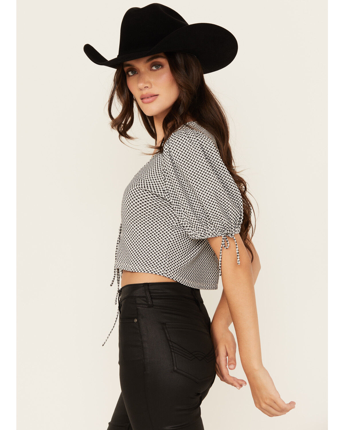 Beyond The Radar Women's Tie-Front Short Sleeve Cropped Shirt