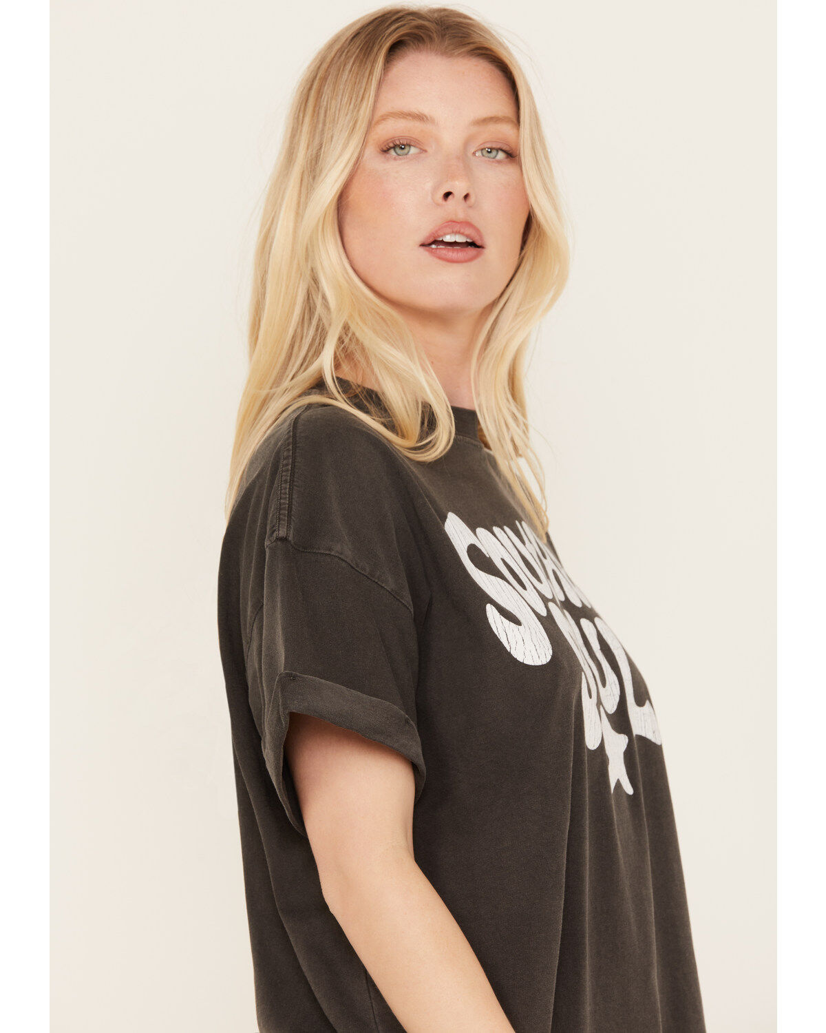 Girl Dangerous Women's Southern Soul Boyfriend Graphic Tee