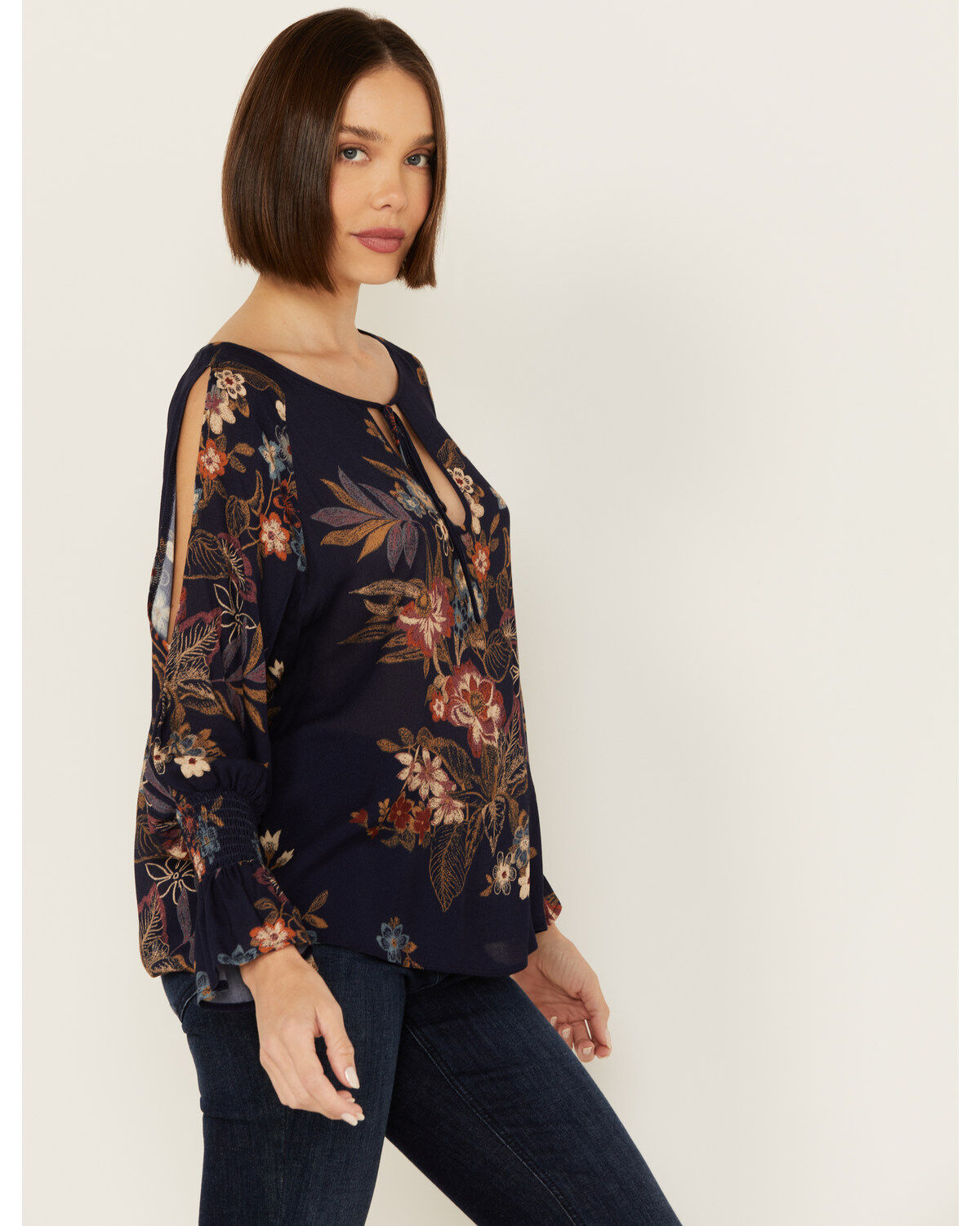 Wild Moss Women's Floral Printed Cold Shoulder Top