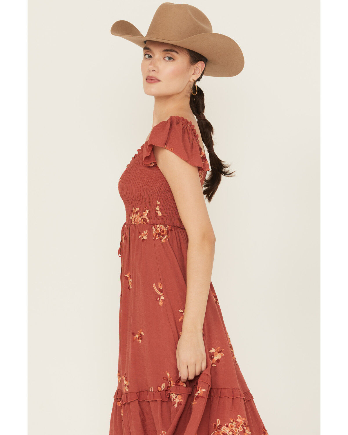 Wild Moss Women's Floral Embroidered Short Sleeve Midi Dress