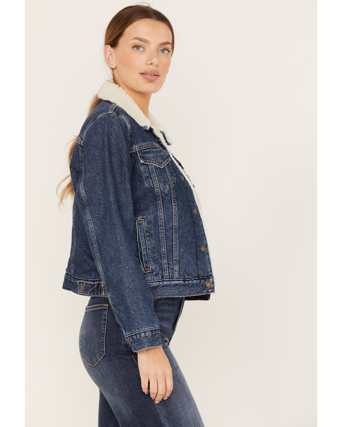Levi's Women's Worn In Original Sherpa Trucker Jacket