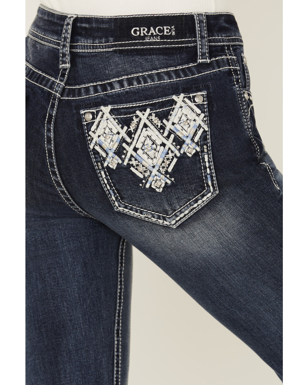 Grace in LA Women's Medium Wash Mid Rise Geo Pocket Bootcut Stretch Denim Jeans