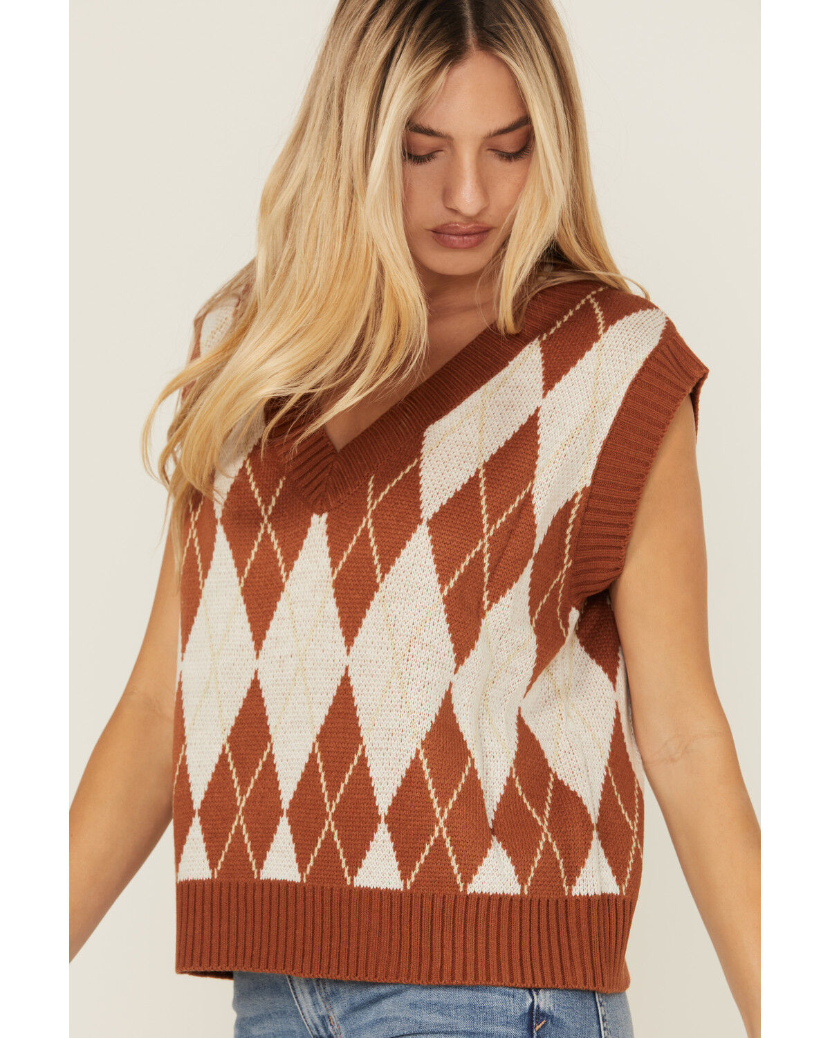 Sadie & Sage Women's Argyle Print Sweater Vest