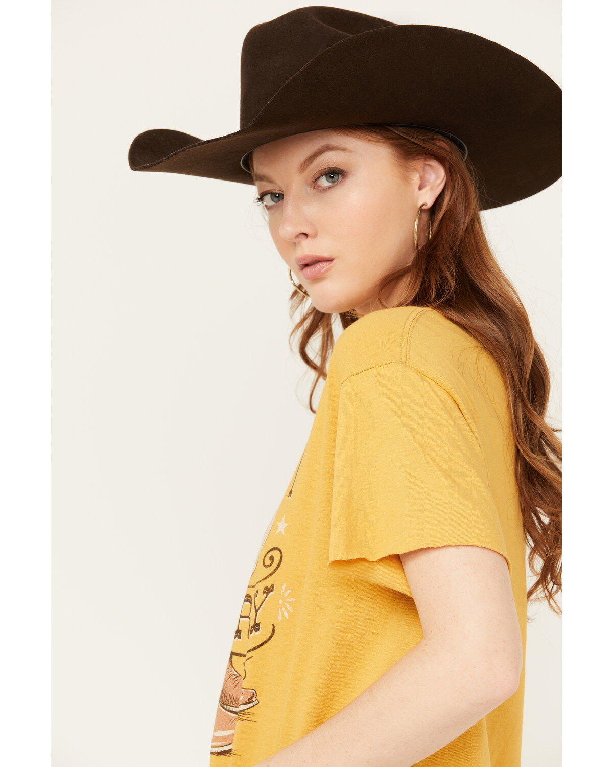 American Highway Women's Nothin But Country Short Sleeve Graphic Tee