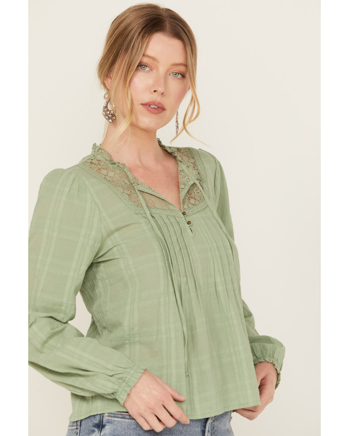 Jolt Women's Lace Trim Long Sleeve Peasant Top