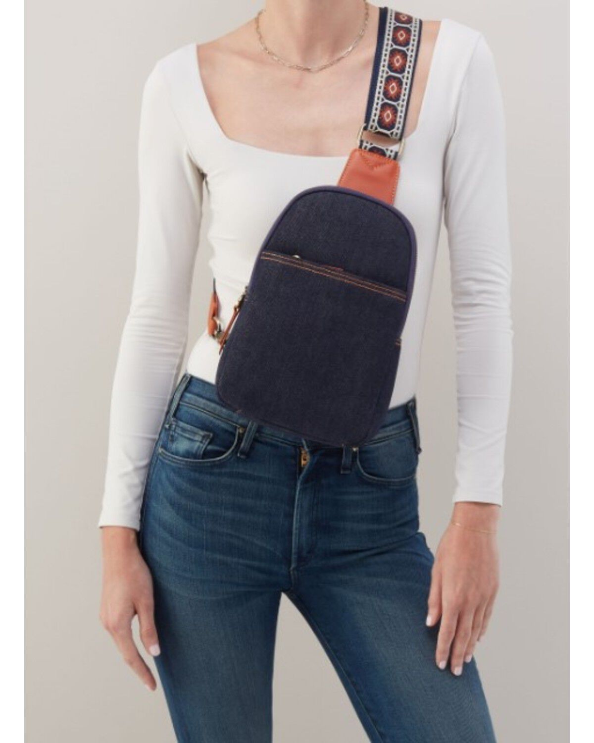 Hobo Women's Cass Sling Crossbody Bag