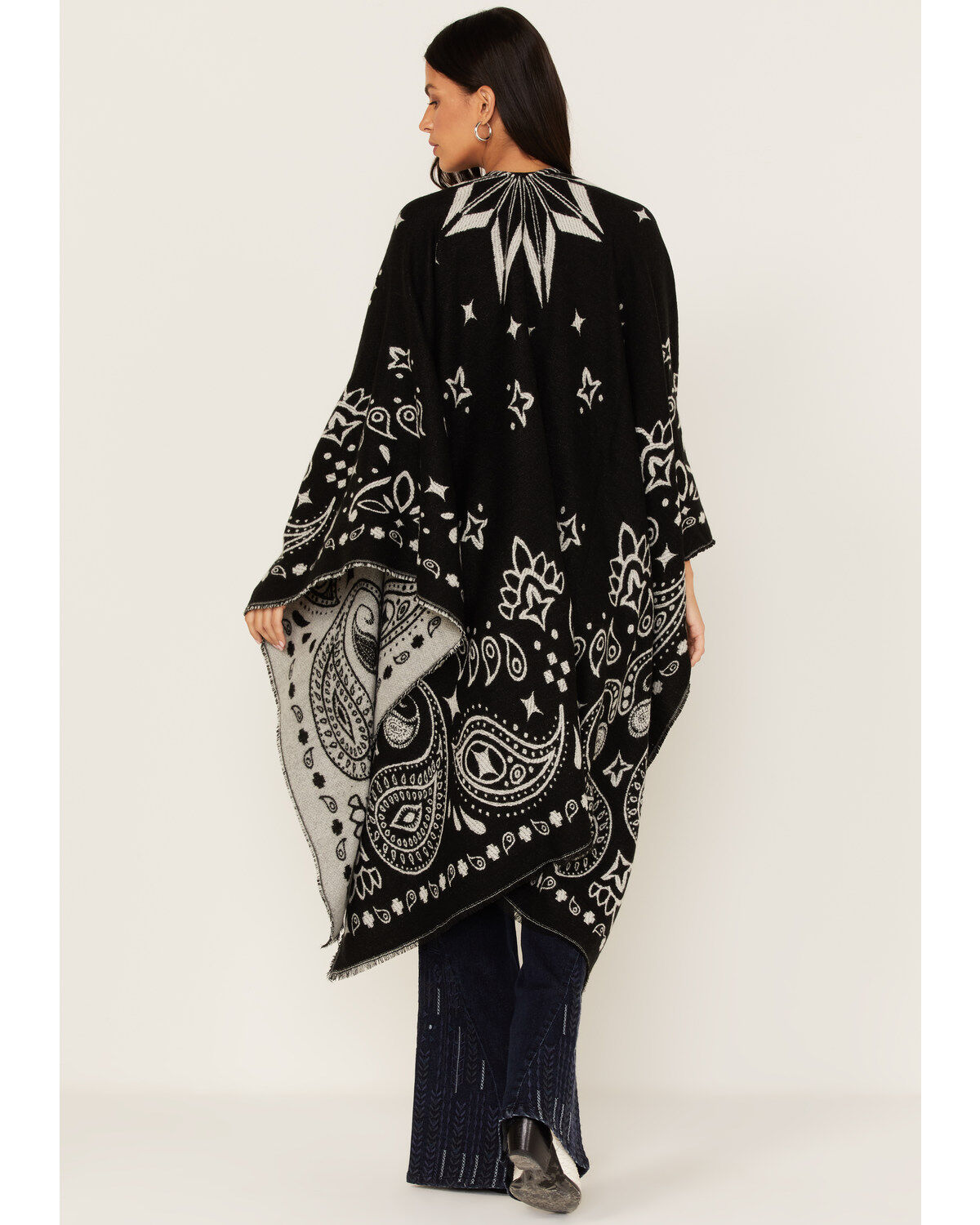 Idyllwind Women's Kyle Bandana Print Blanket Shawl