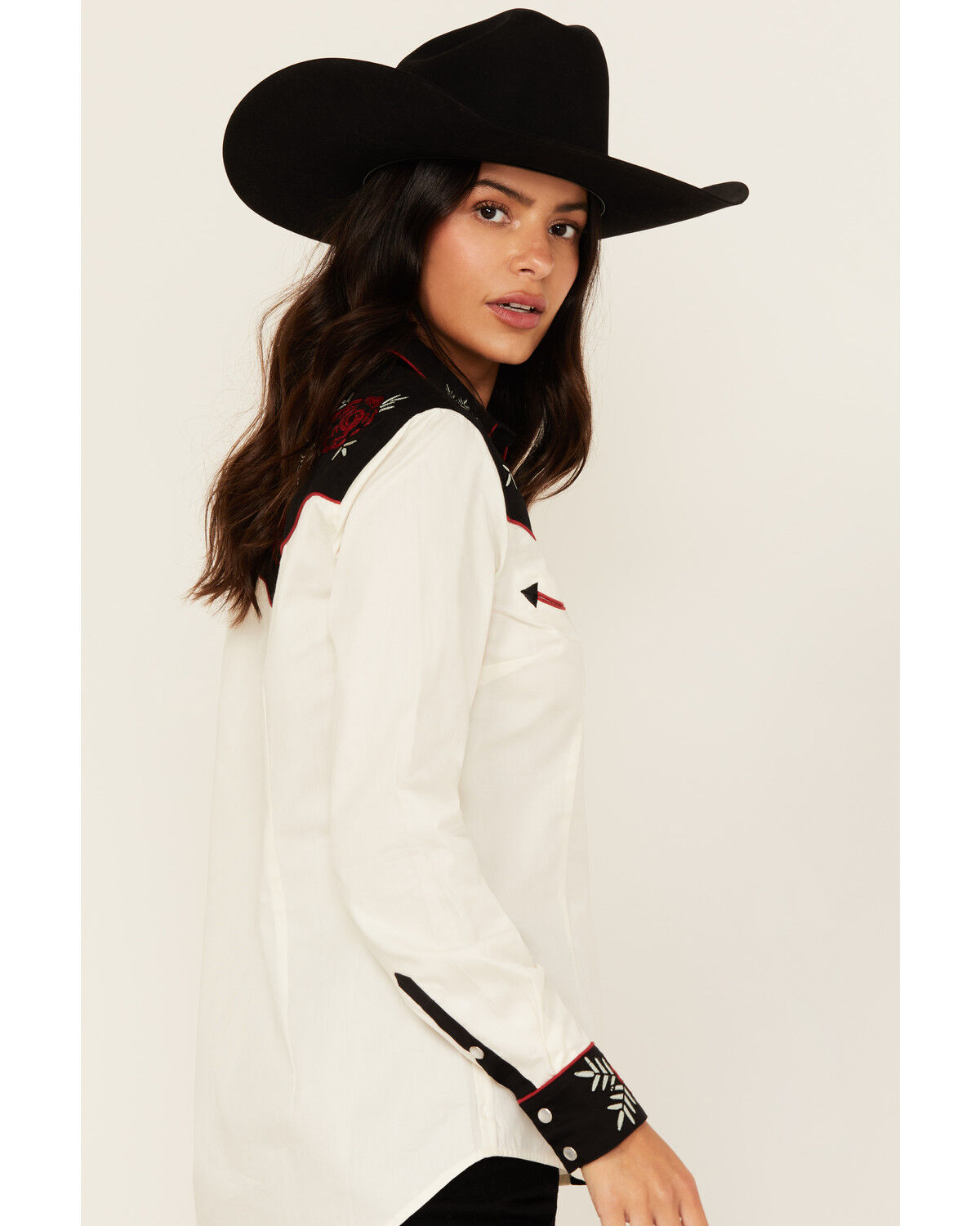 Panhandle Women's Retro Floral Embroidered Long Sleeve Snap Western Shirt