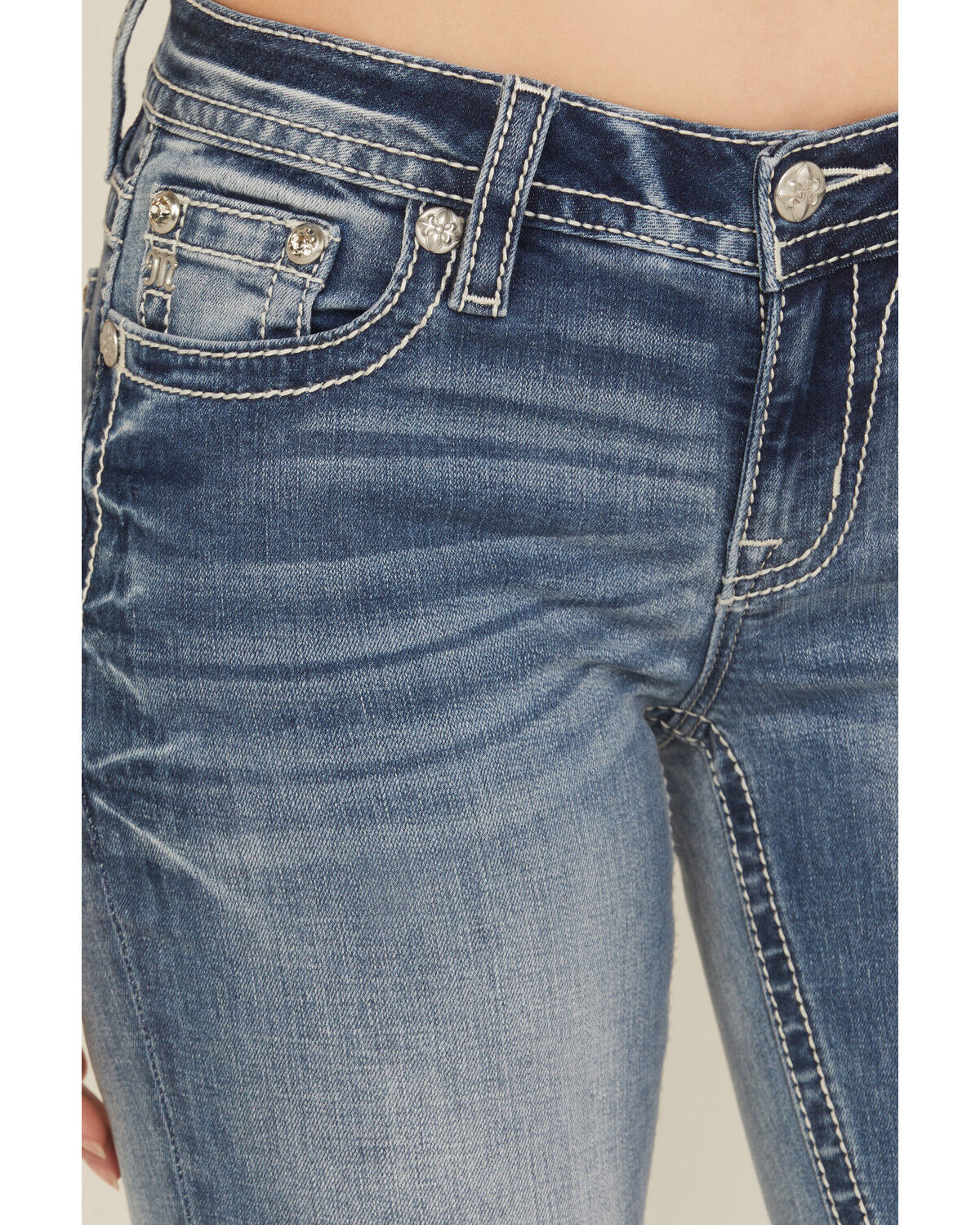 Miss Me Women's Medium Wash Mid Rise Americana Pocket Bootcut Stretch Denim Jeans