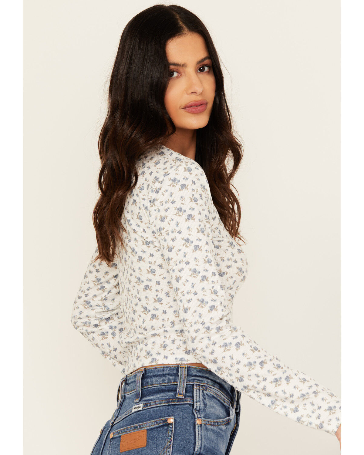 Originality Women's Floral Print Long Sleeve Cropped Tee