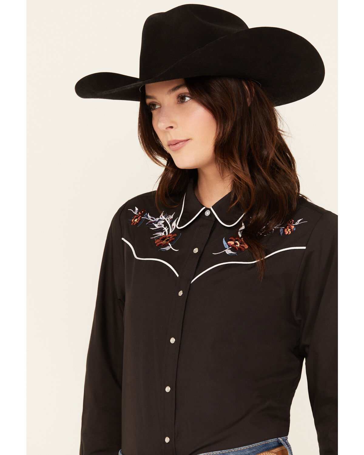 Ely Walker Women's Floral Embroidered Long Sleeve Snap Western Shirt