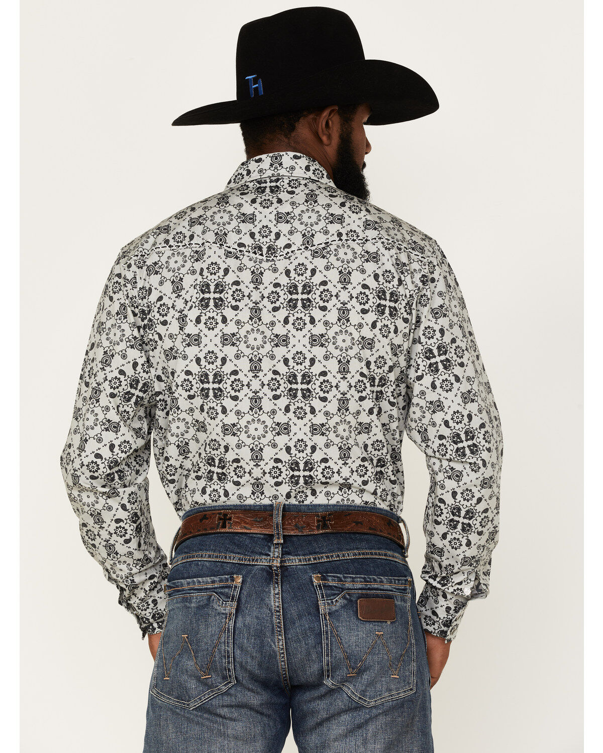 Cowboy Hardware Men's Bandana Print Long Sleeve Pearl Snap Shirt