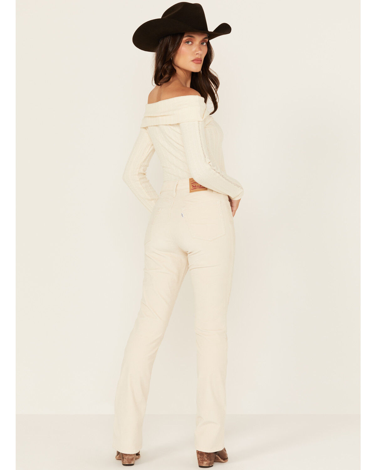 Levi's Women's High Rise 725 Corduroy Bootcut Stretch Jeans