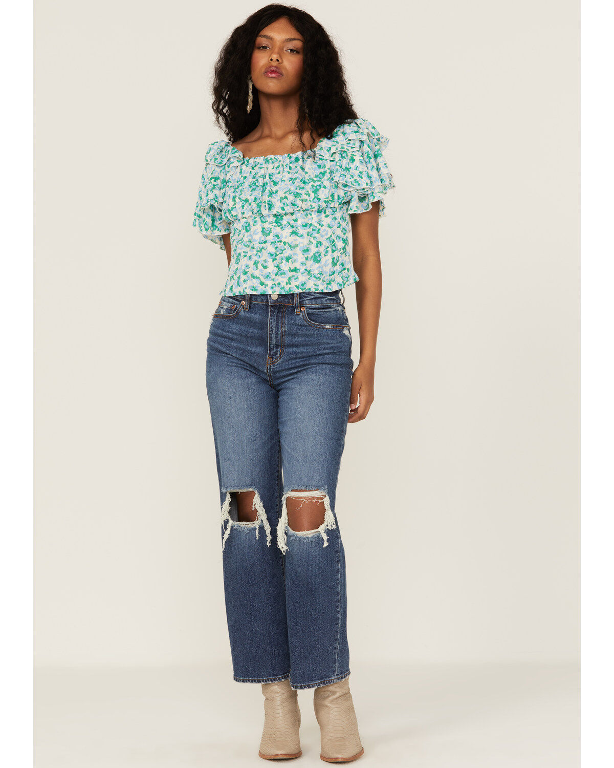 Molly Bracken Women's Floral Pattern Ruffle Sleeve Top