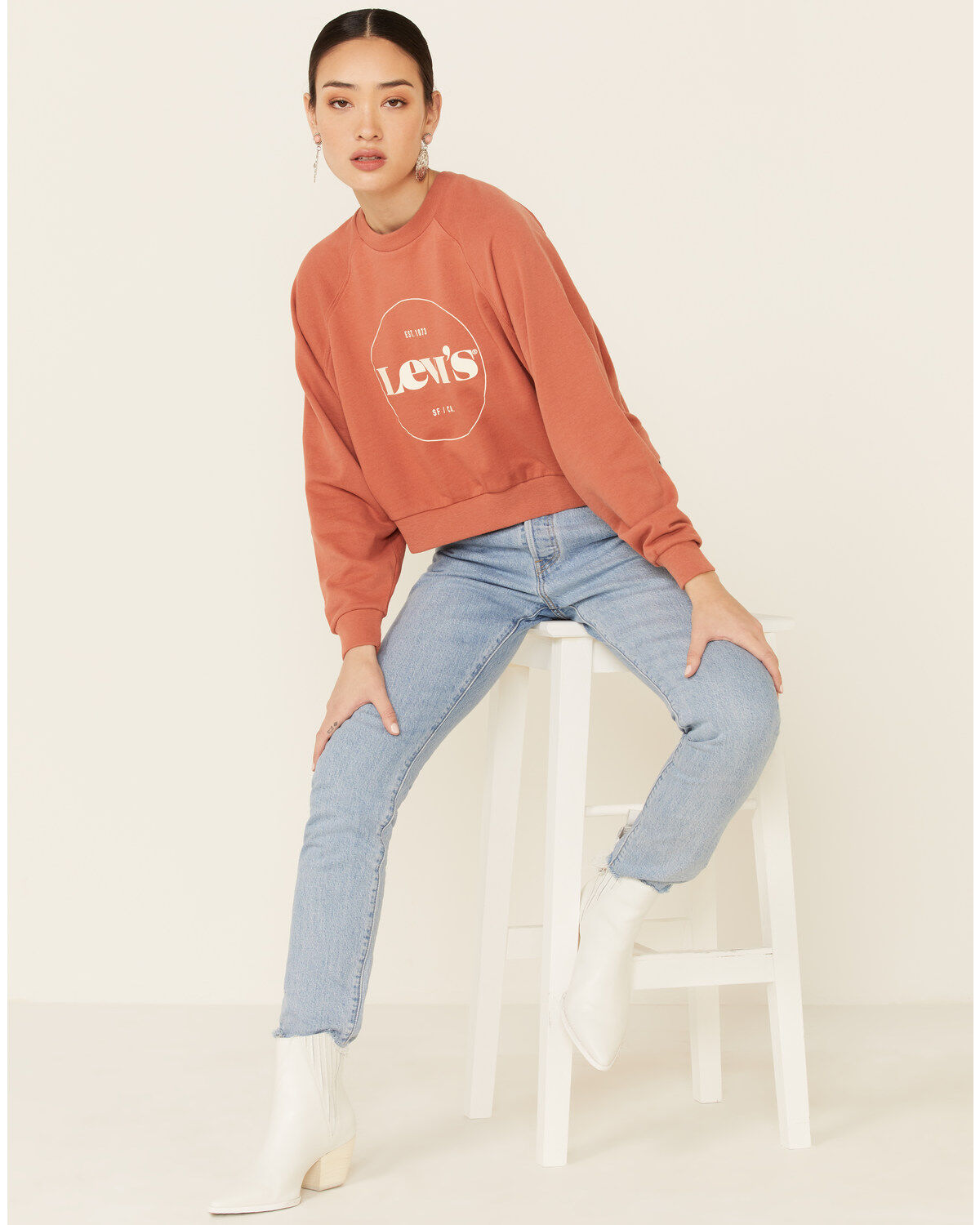 Levi's Women's Mauve Circle Logo Pullover Sweatshirt