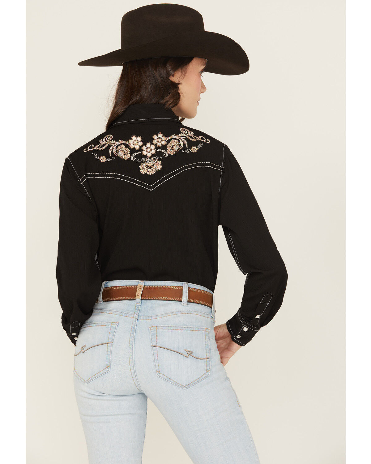 Cowgirl Hardware Women's Floral Embroidered Long Sleeve Snap Western Shirt