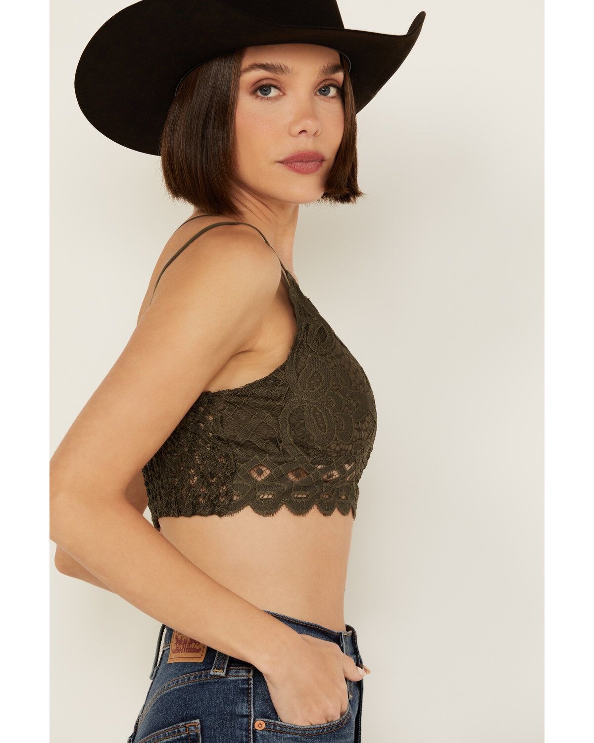 Wishlist Women's Strappy Lace Applique Scallop Lace Bralette