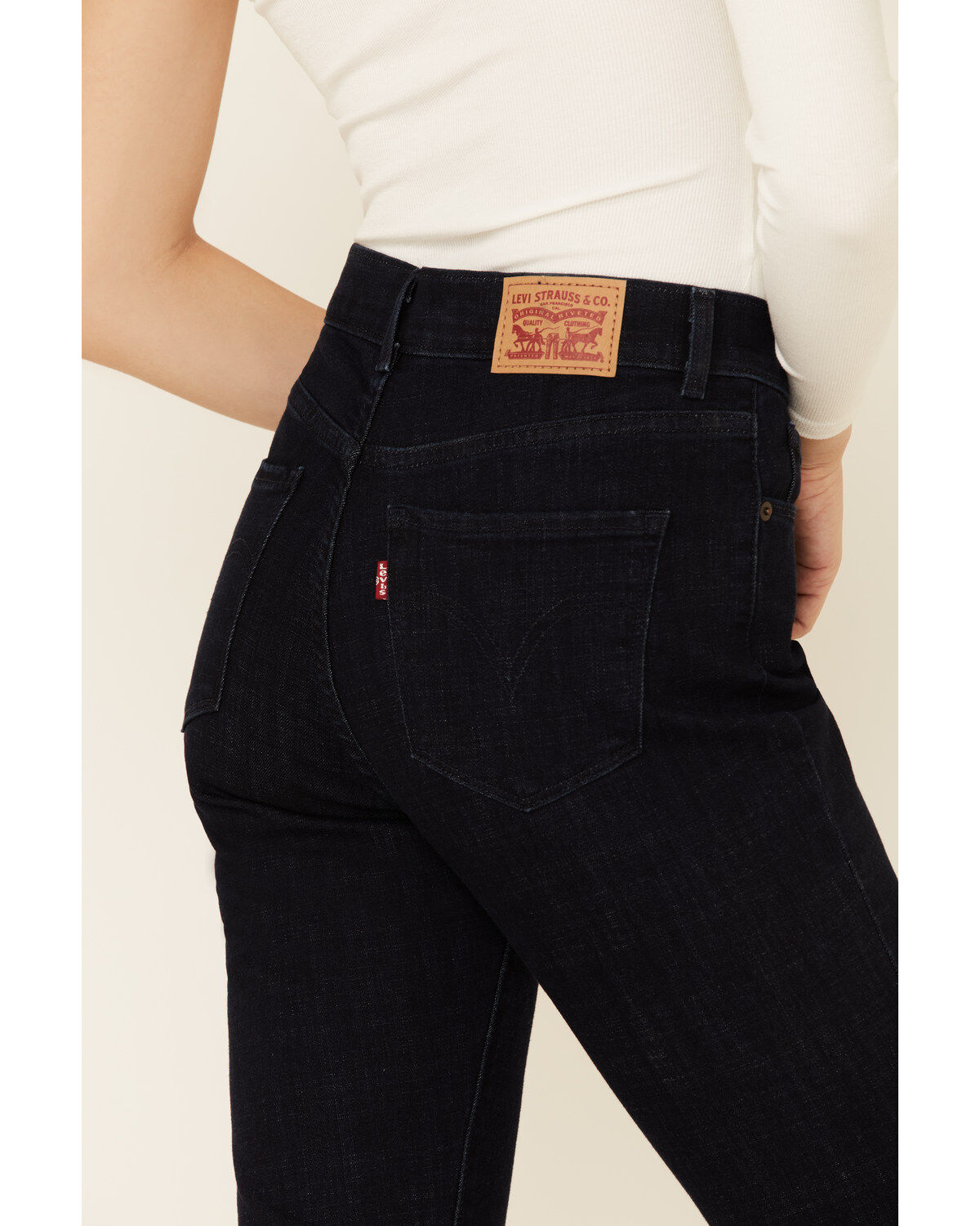 Levi’s Women's Classic Straight Fit Jeans