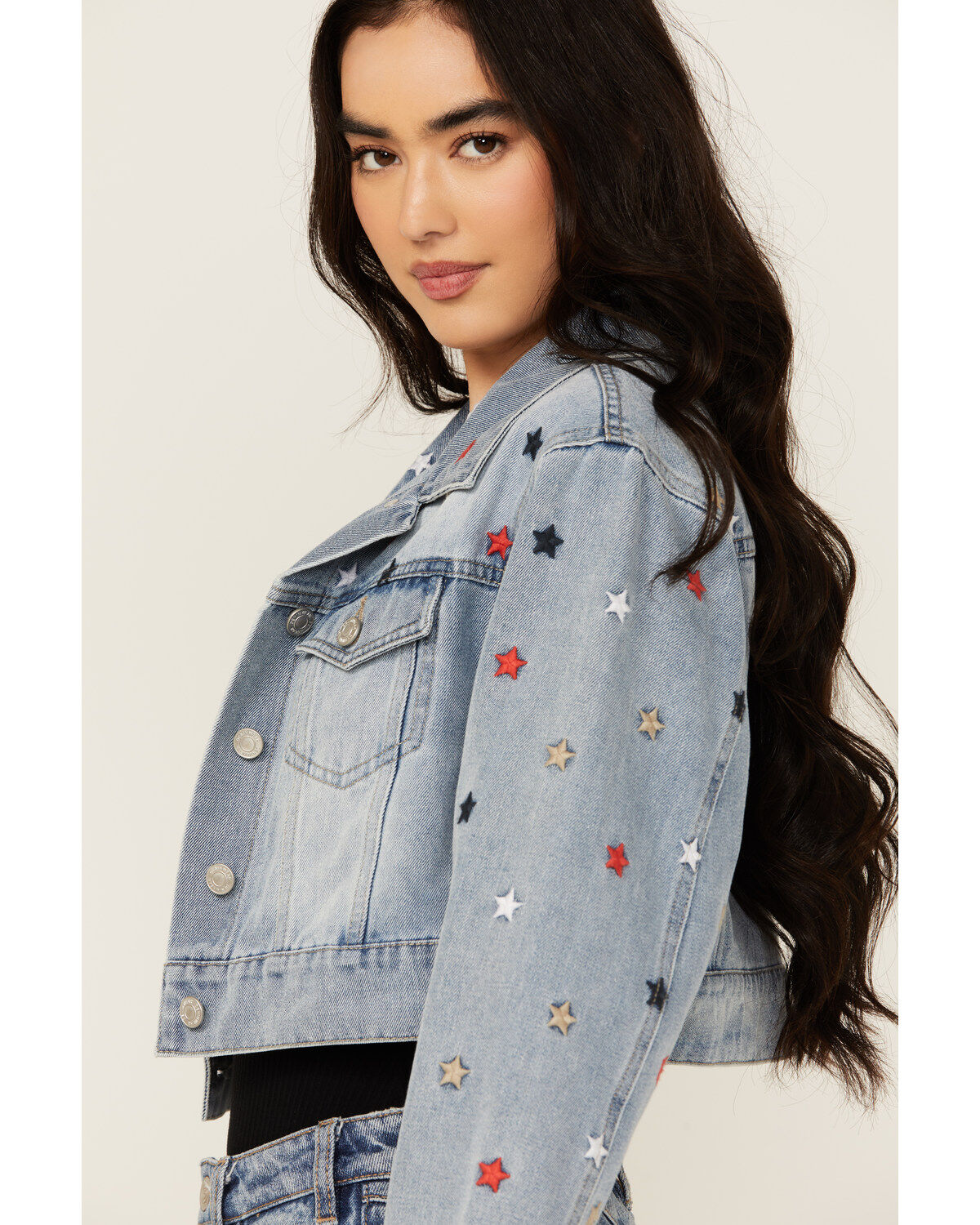 Stoosh Women's Medium Wash Star Embroidered Cropped Denim Jacket