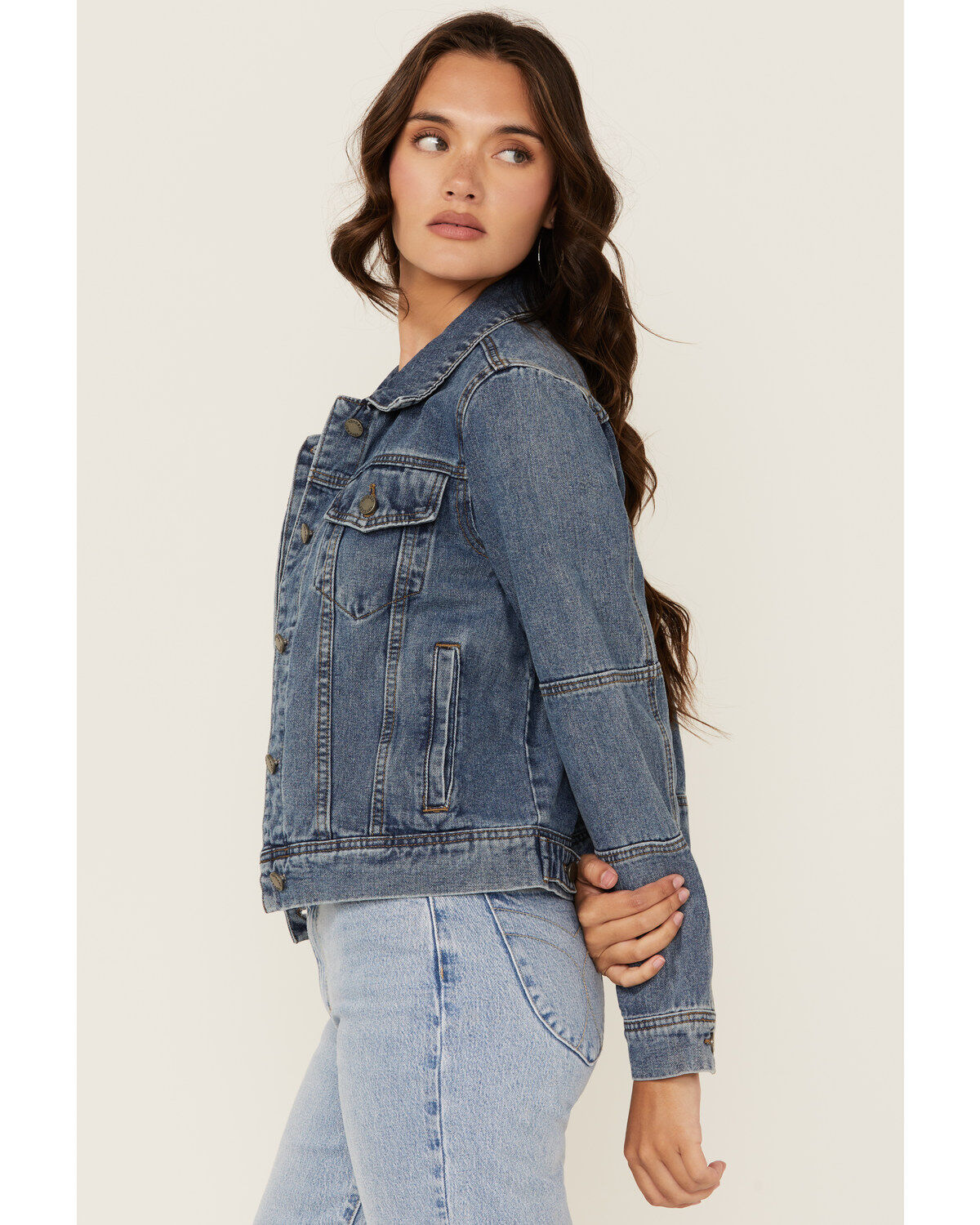 Veveret Women's Medium Wash Denim Jacket