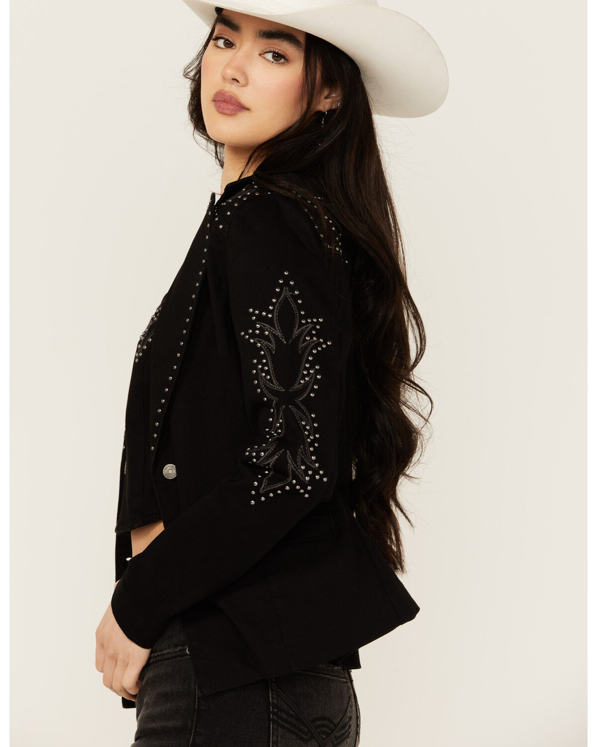 Idyllwind Women's Burbank Embroidered and Studded Super Stretch Blazer