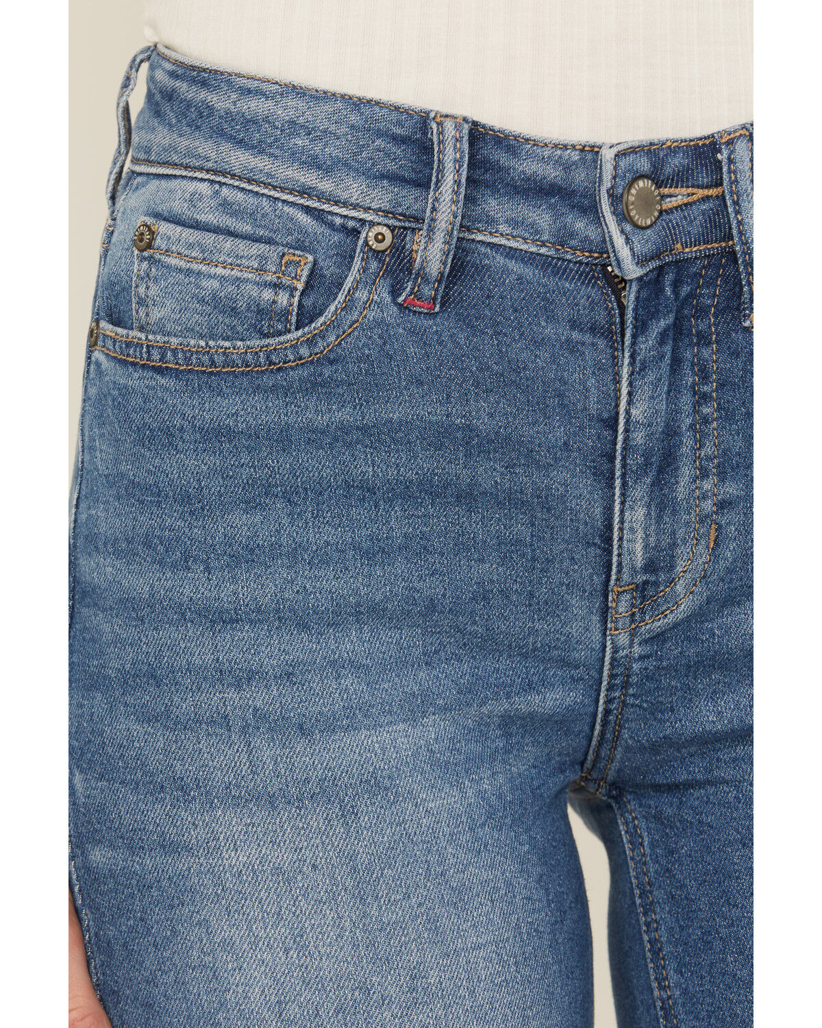 Idyllwind Women's Midland Medium Wash High Rise Bootcut Stretch Denim Jeans