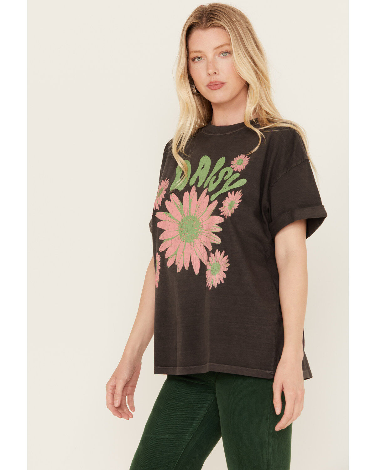 Girl Dangerous Women's Daisy Floral Boyfriend Graphic Tee