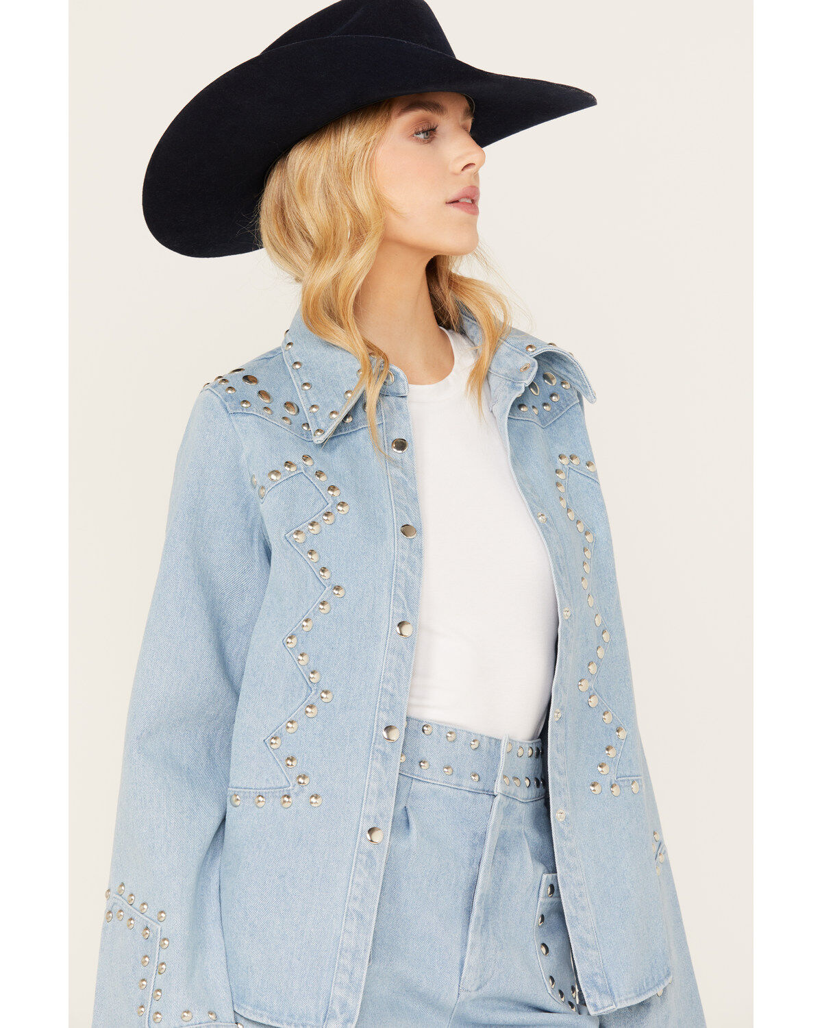 Understated Leather Women's Bluegrass Studded Denim Western Jacket