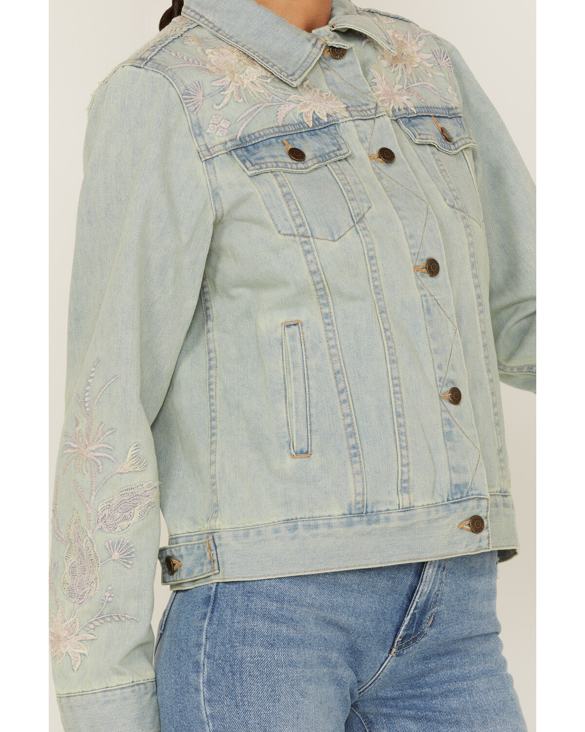 Johnny Was Women's Devere Embroidered Denim Jacket