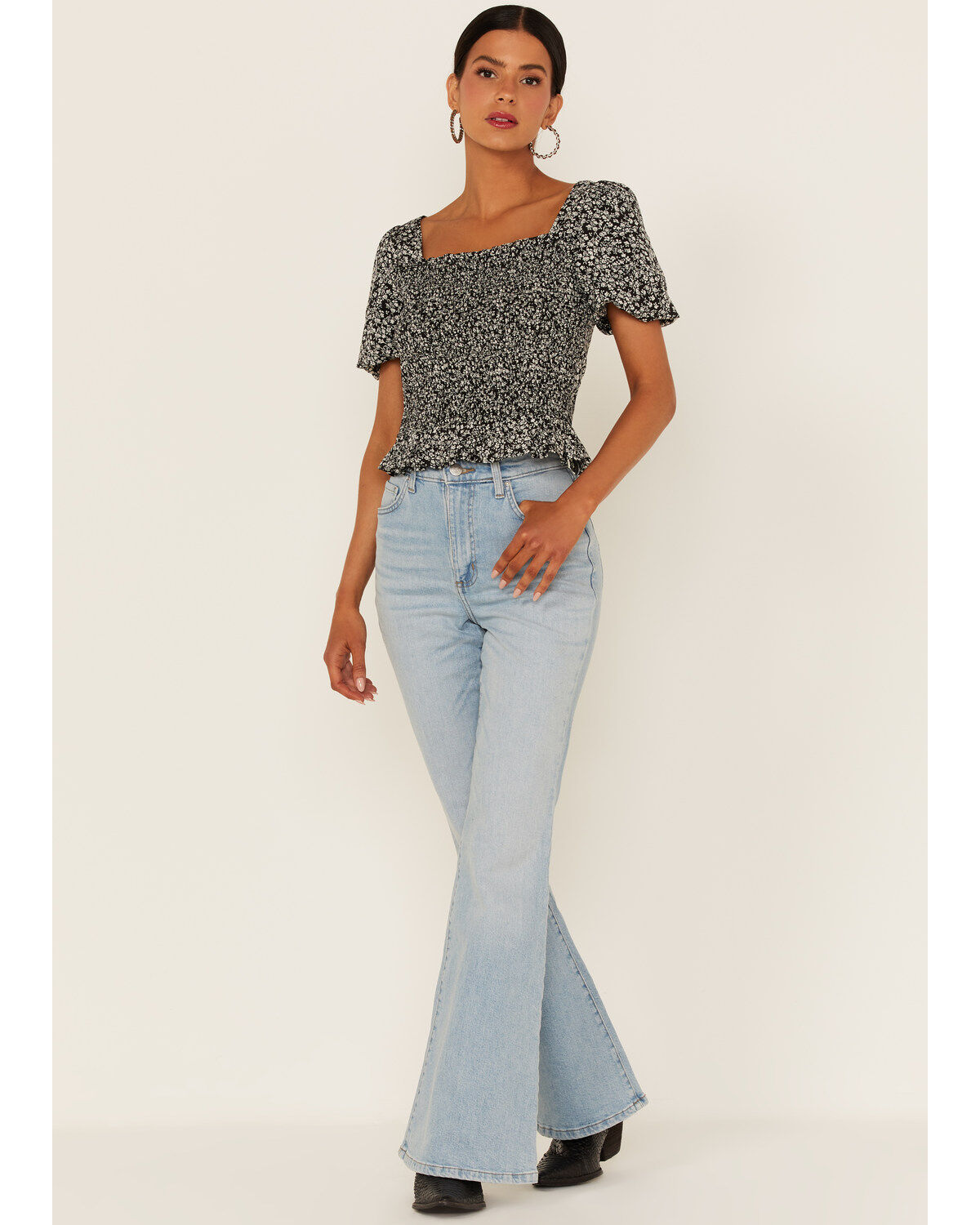 Beyond The Radar Women's Ditsy Floral Print Smocked Shirt