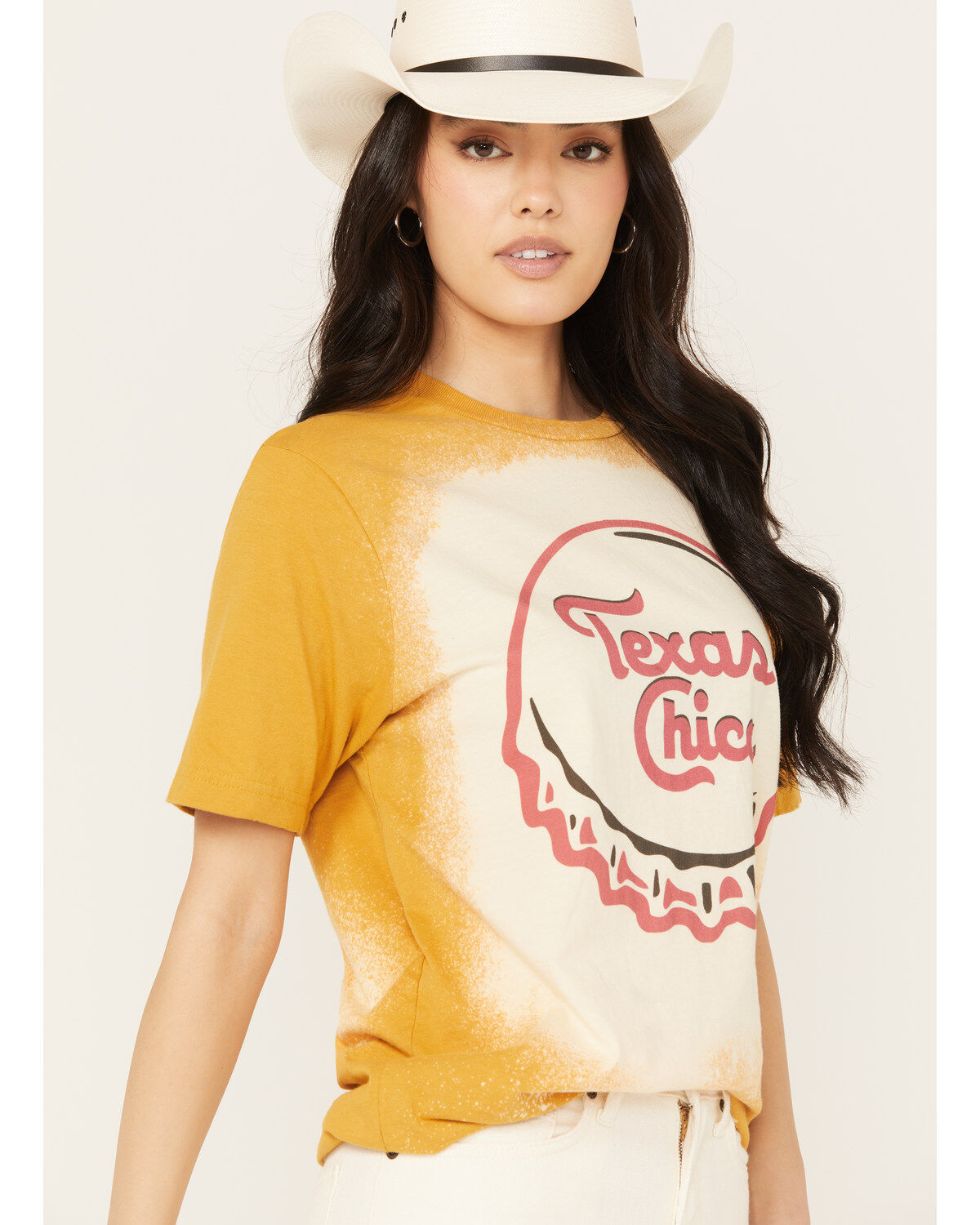 Bohemian Cowgirl Women's Texas Chica Short Sleeve Graphic Tee