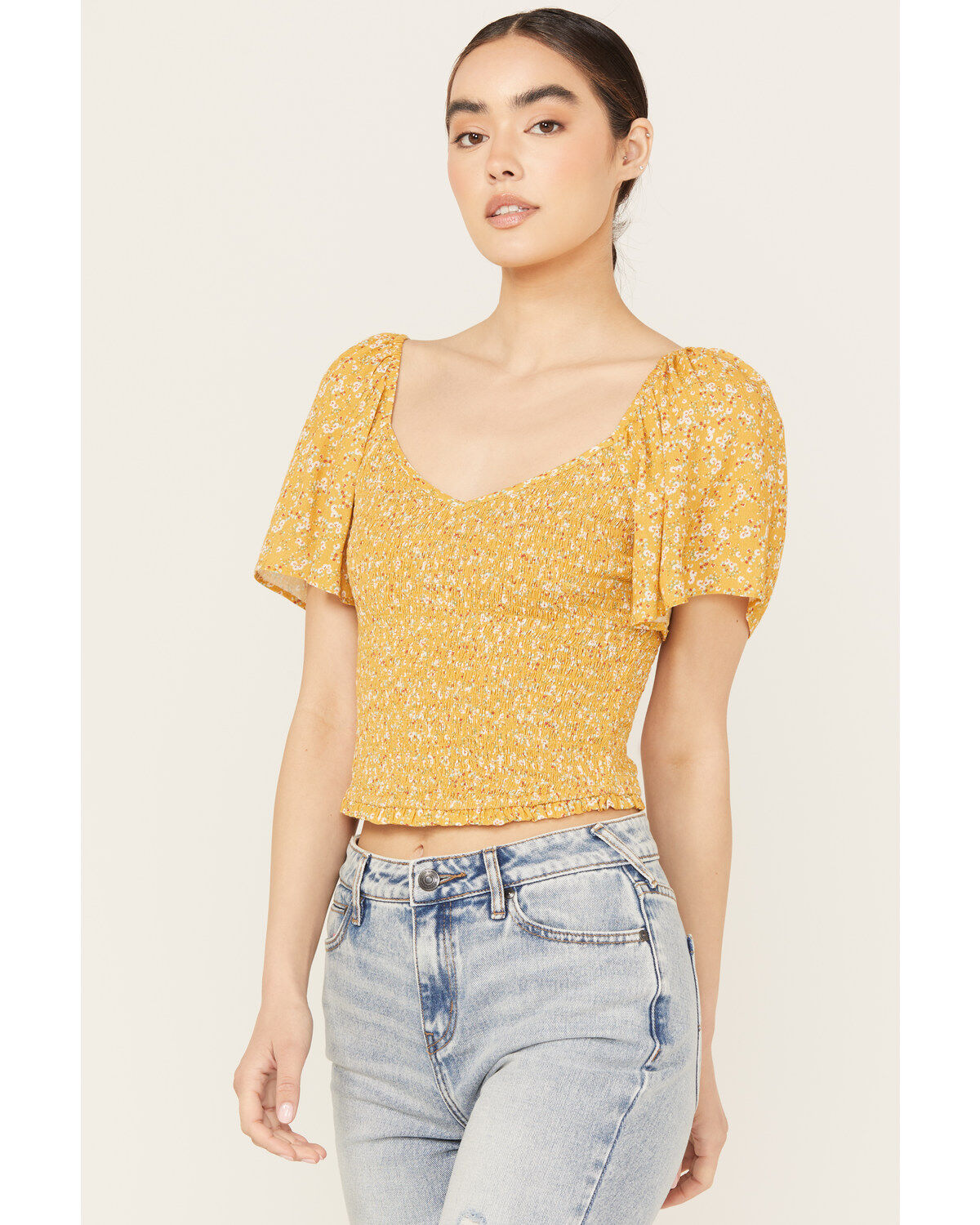 Beyond The Radar Women's Floral Printed Smocked Top