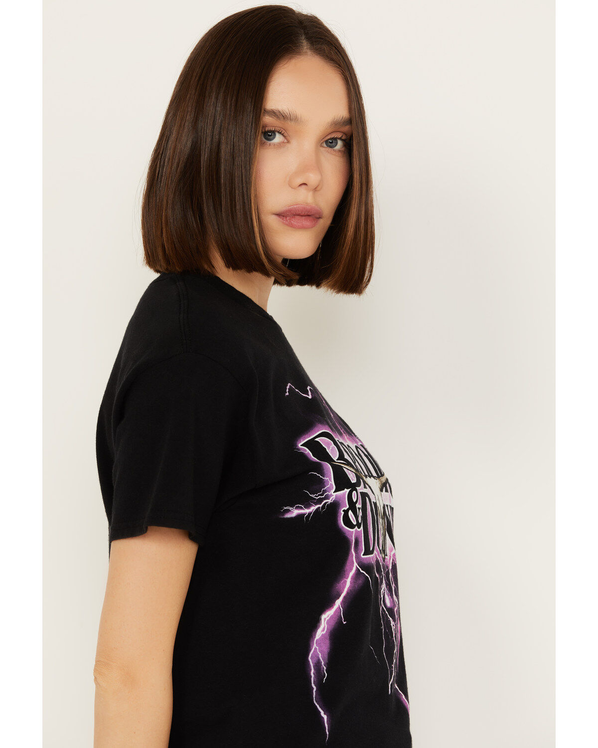 Merch Traffic Women's Brooks & Dunn Lightning Short Sleeve Graphic Tee