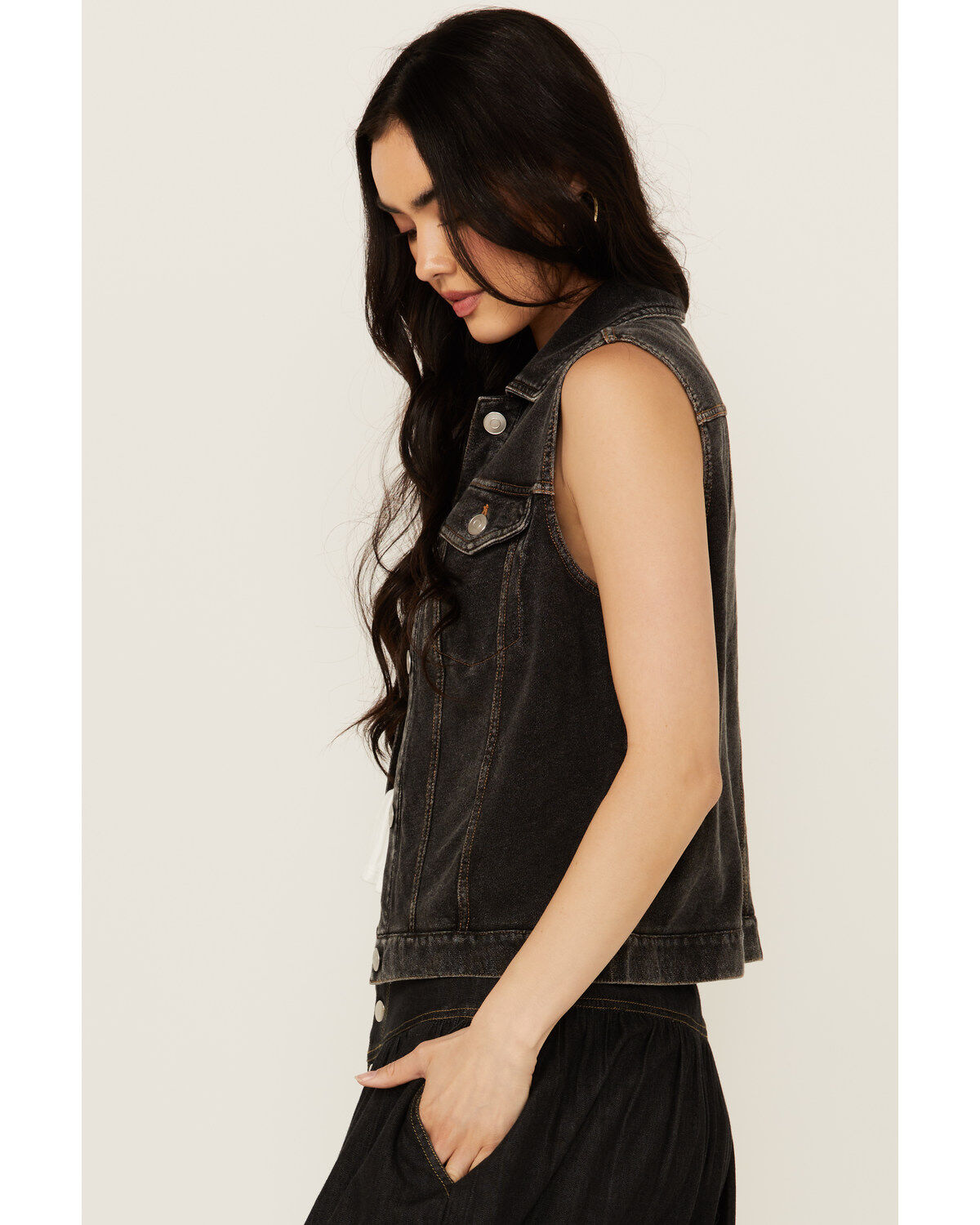 White Crow Women's Washed Knit Vest