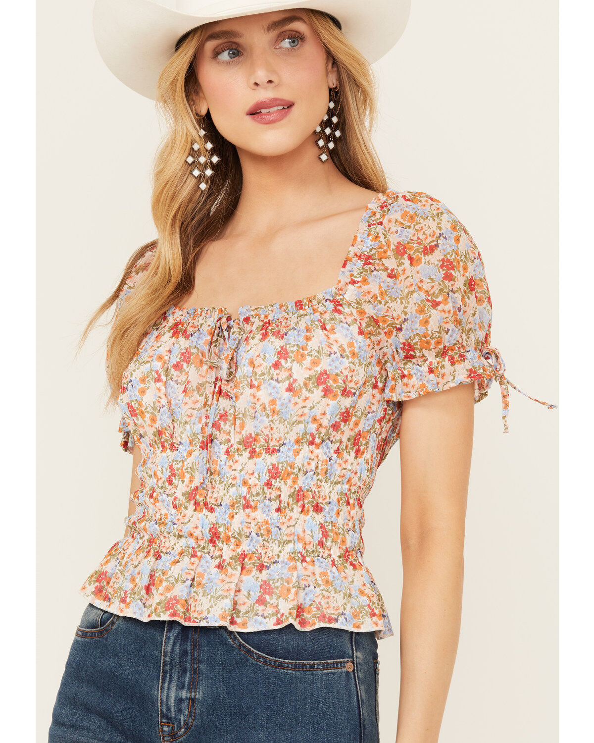 Ash & Violet Women's Short Sleeve Floral Smocked Crop Top