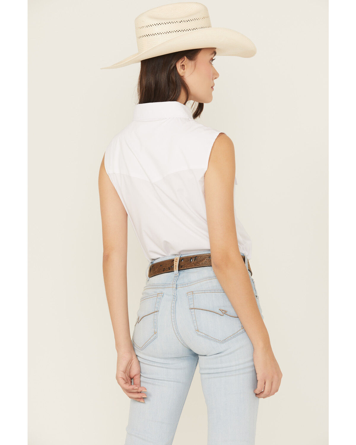 Cowgirl Hardware Women's Solid Sleeveless Snap Stretch Western Shirt