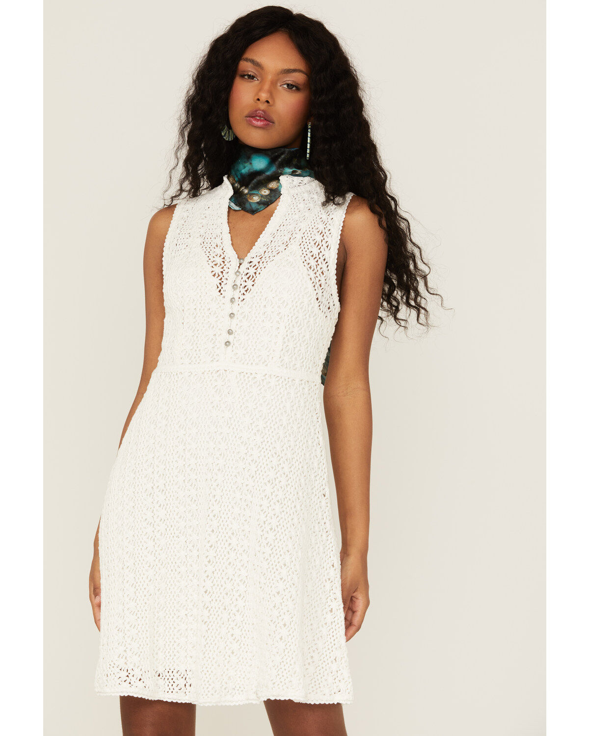 Beyond The Radar Women's Hepburn Lace Sleeveless Mini Dress