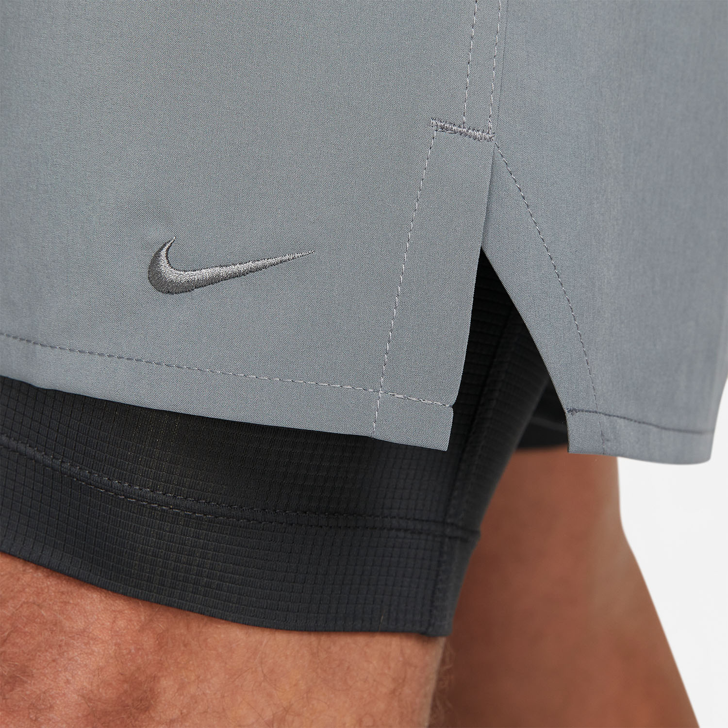 Nike Dri-FIT Unlined Fitness 2 in 1 7in Pantaloncini Smoke Grey/Dark Smoke Grey